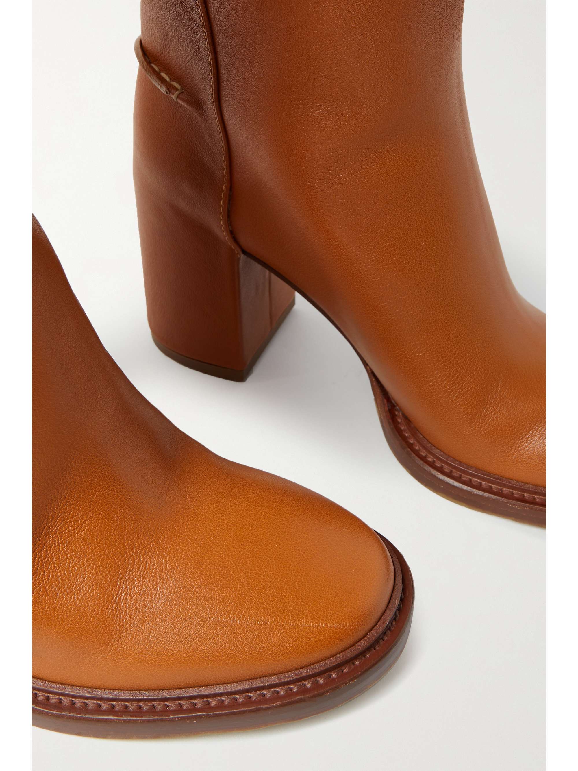 chloé boots beige