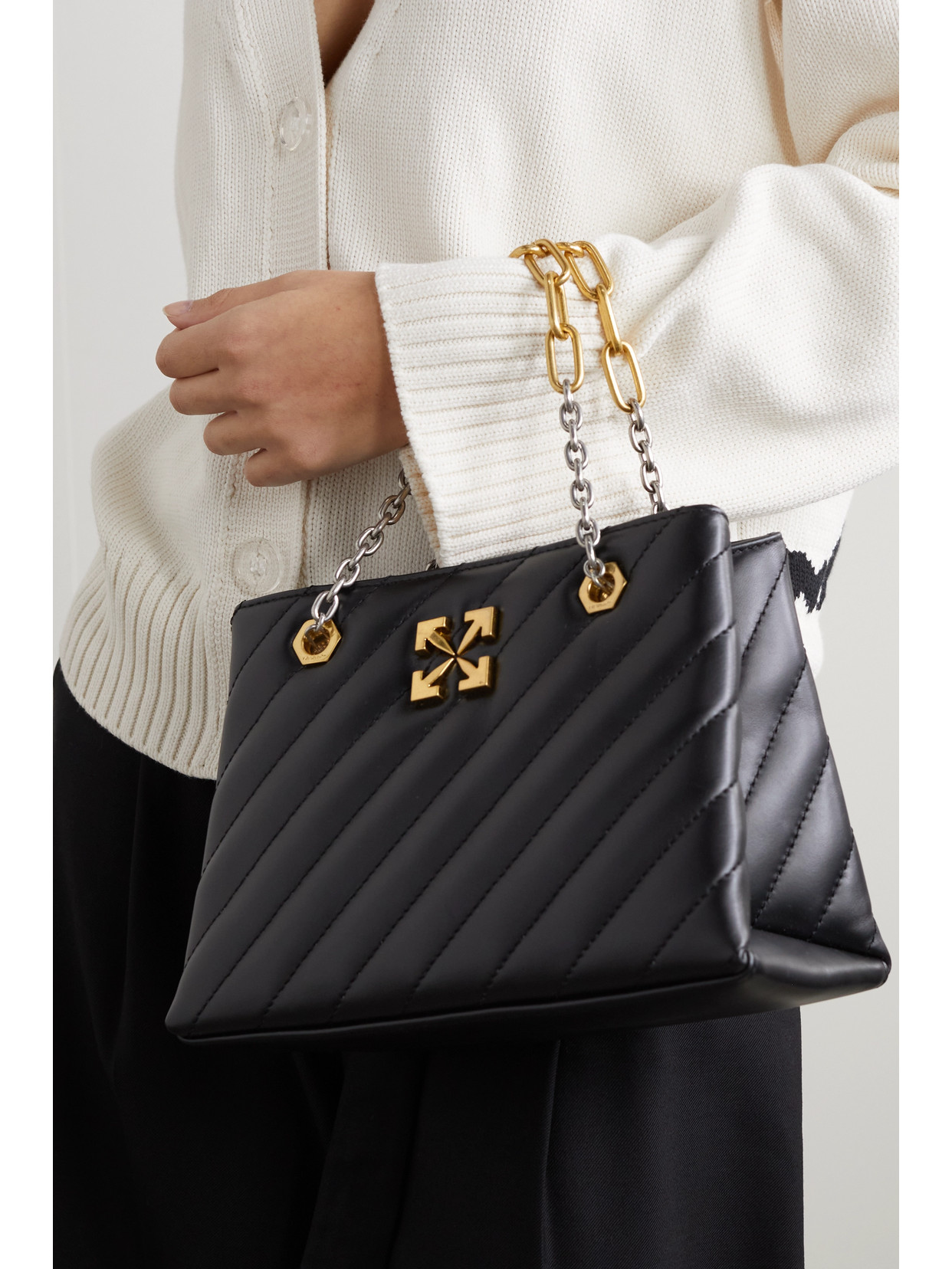 Jackhammer 25 Quilted Leather Shoulder Bag In Black