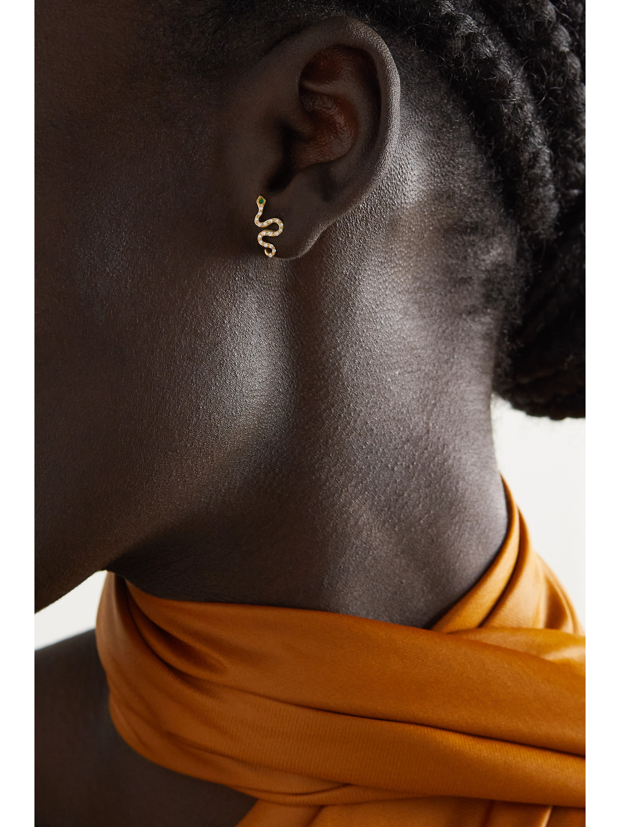 Ileana Makri Little Snake 18-karat Gold, Diamond And Tsavorite Earrings In Gold