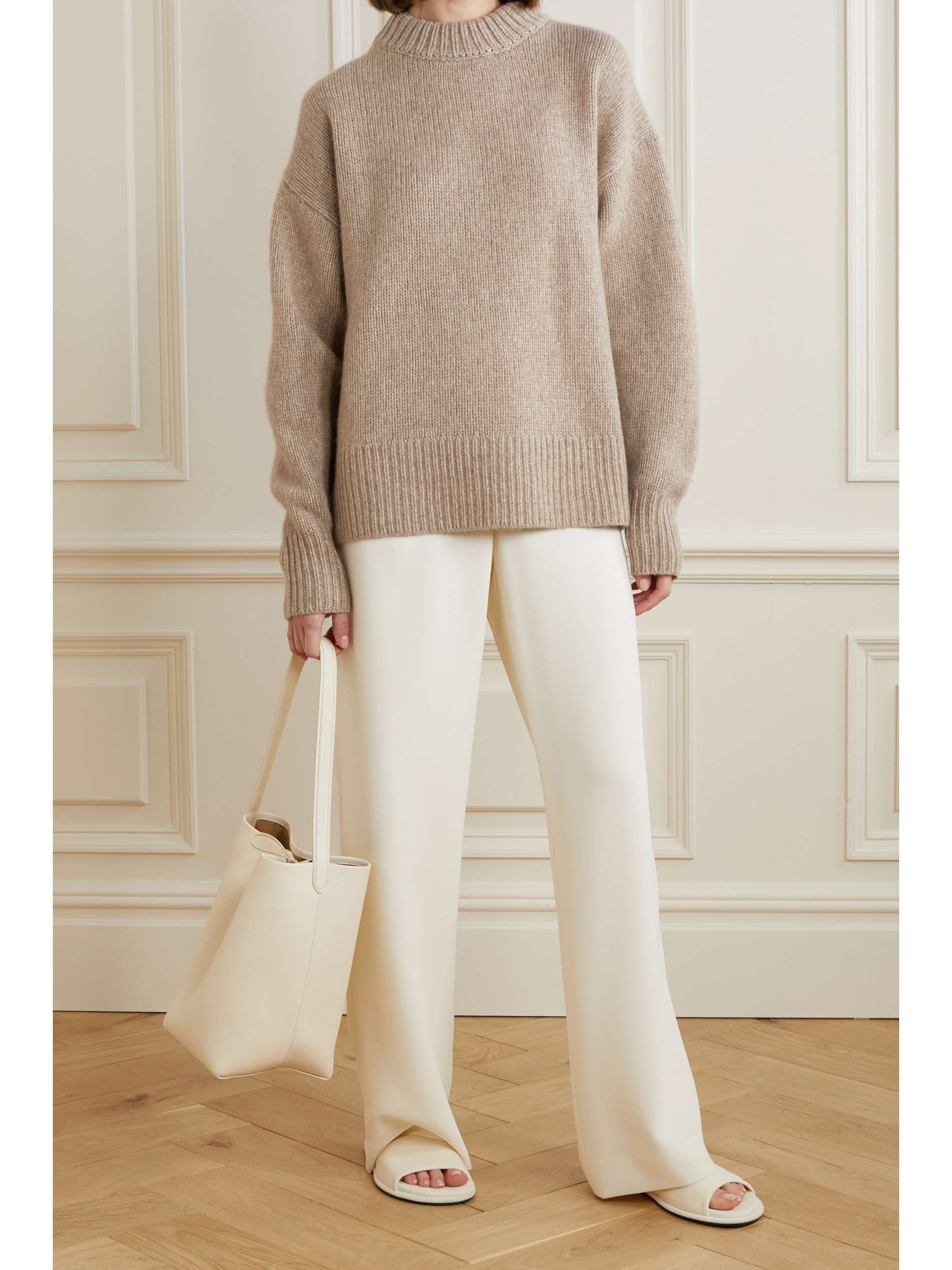 oversized cashmere sweater | THE ROW 