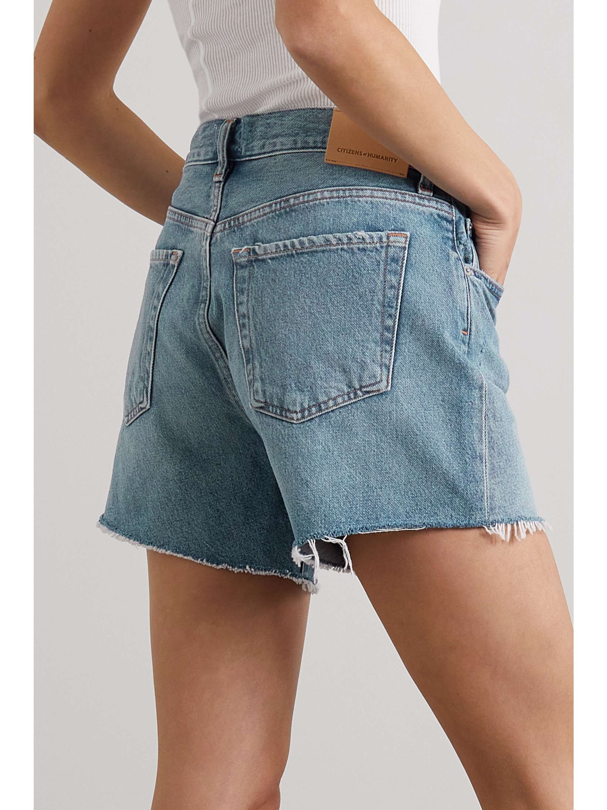 Light denim Annabelle distressed 