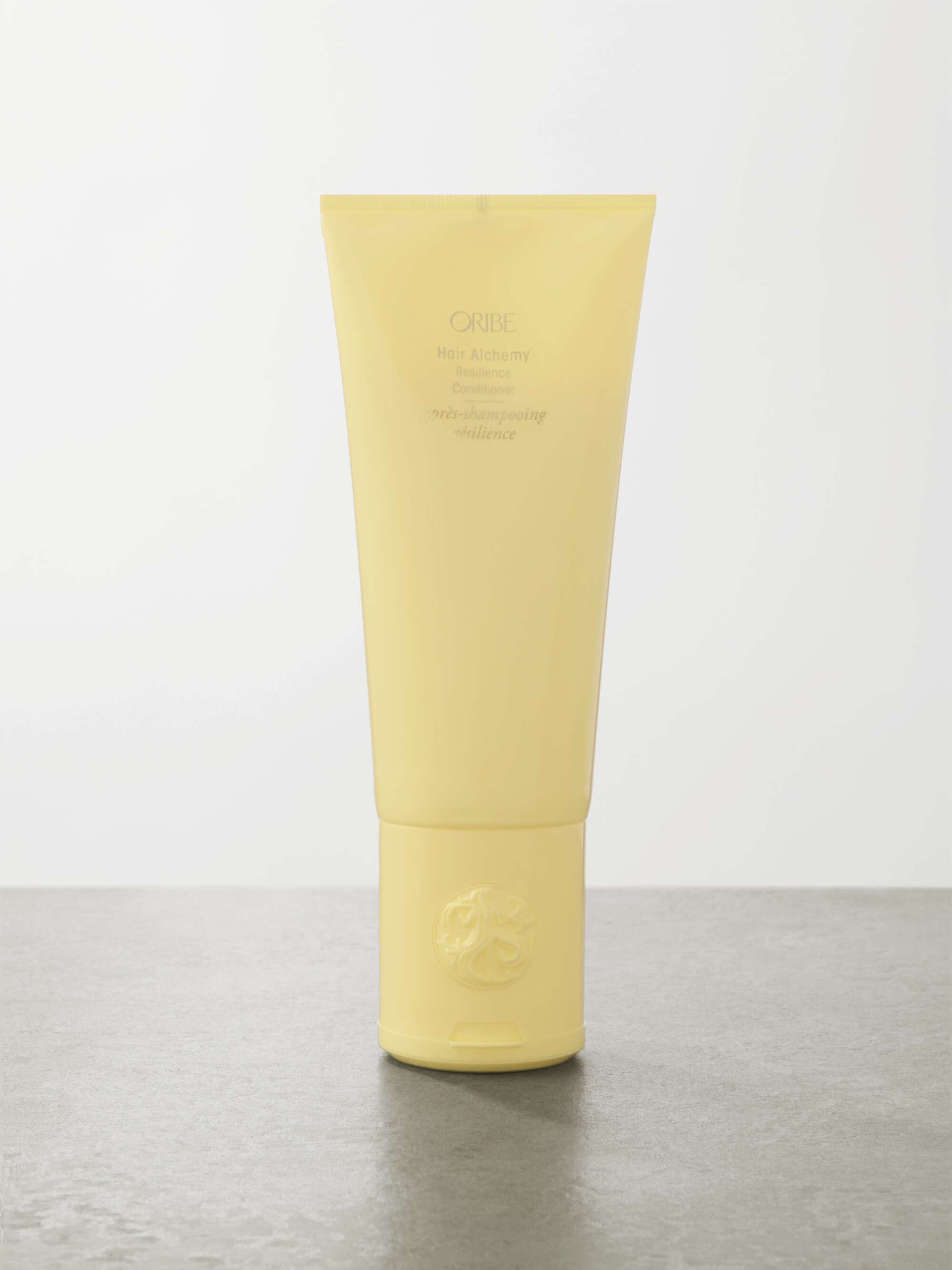 としての Oribe Hair Alchemy Resilience Shampoo 250ml/8.5oz 送料