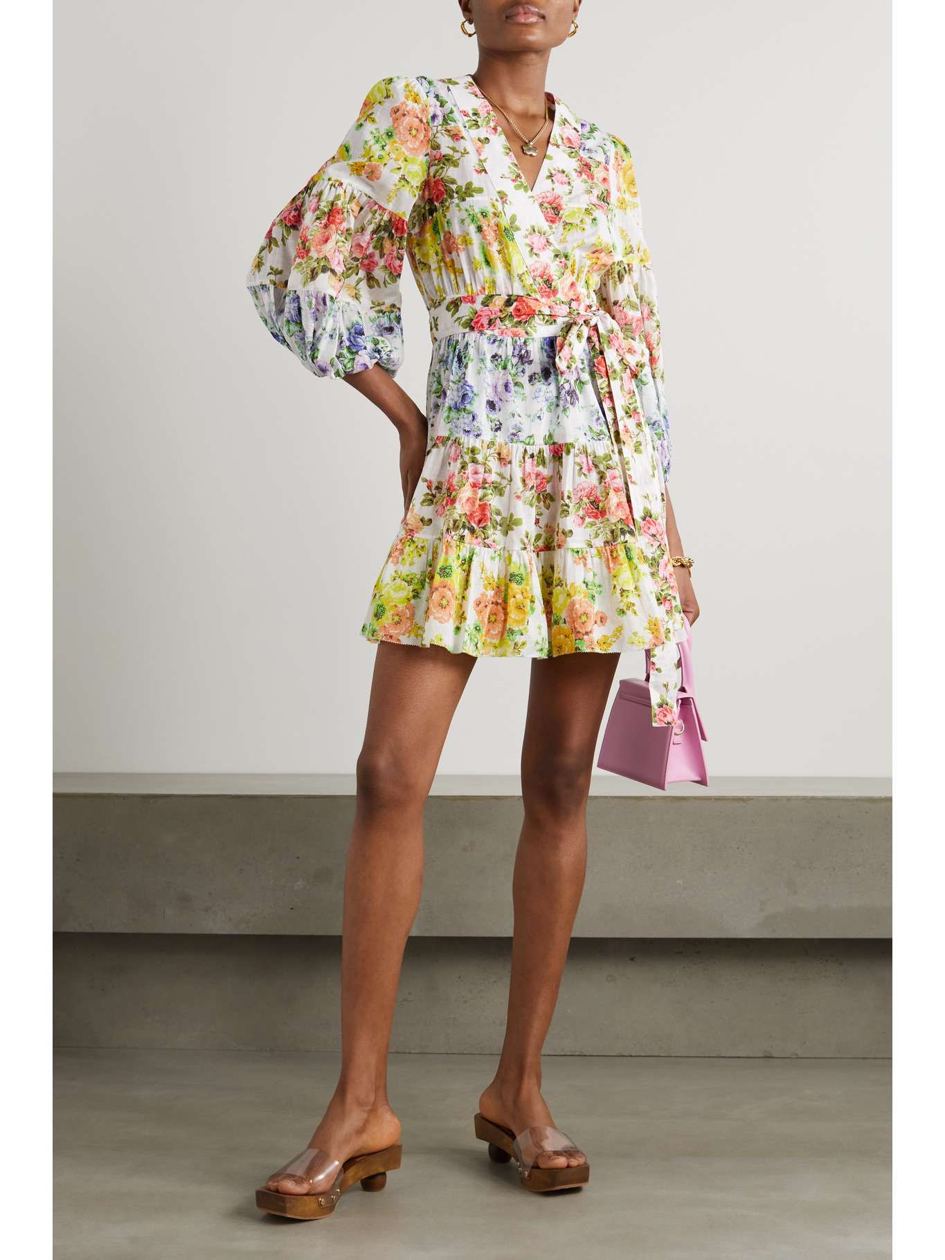 Weiß + NET SUSTAIN Mini-Wickelkleid aus Leinen mit Blumenprints | NET-A