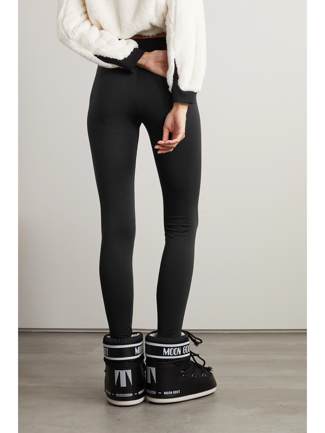 Moncler Brand-embossed Slim-fit High-rise Stretch-woven Leggings In Black