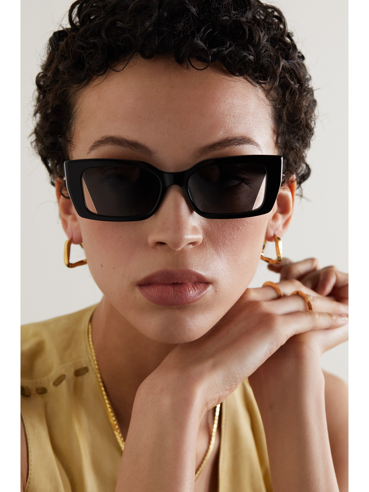 Fendi Way Cat Eye Sunglasses in Black - Fendi