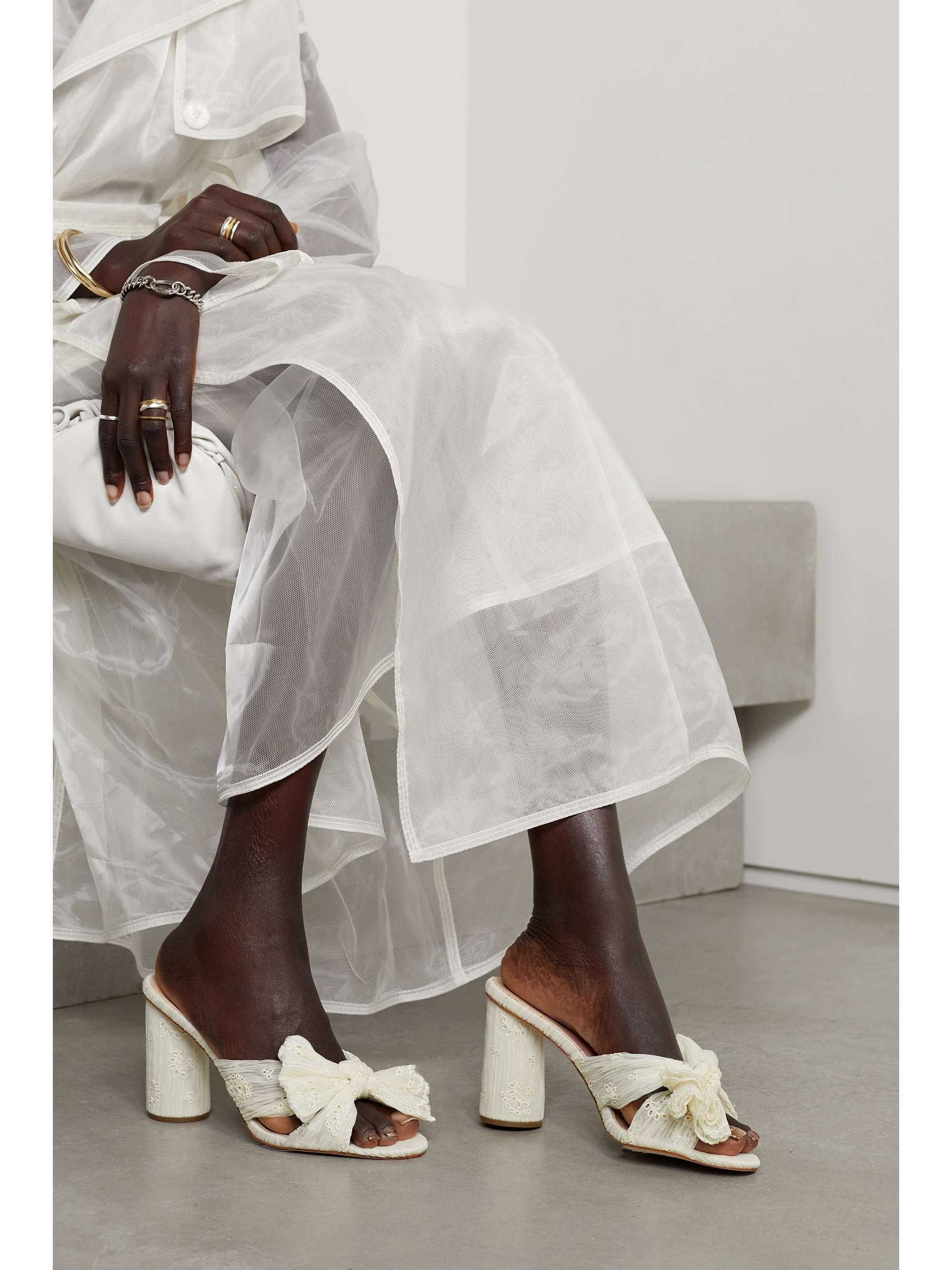 LOEFFLER RANDALL Penny 蝴蝶结饰细褶金属丝面料穆勒鞋