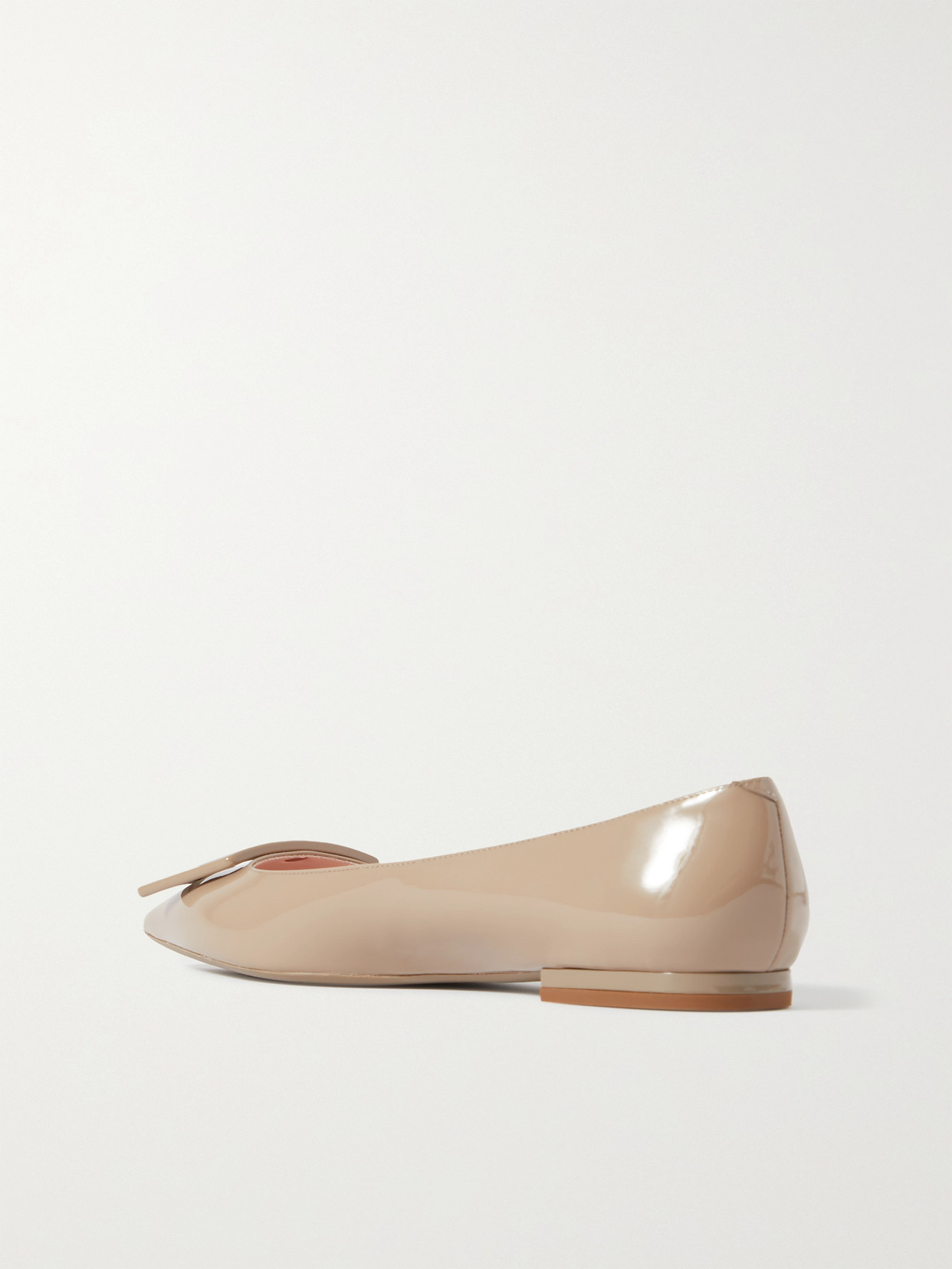 Shop Roger Vivier Gommettine Patent-leather Point-toe Flats In Brown