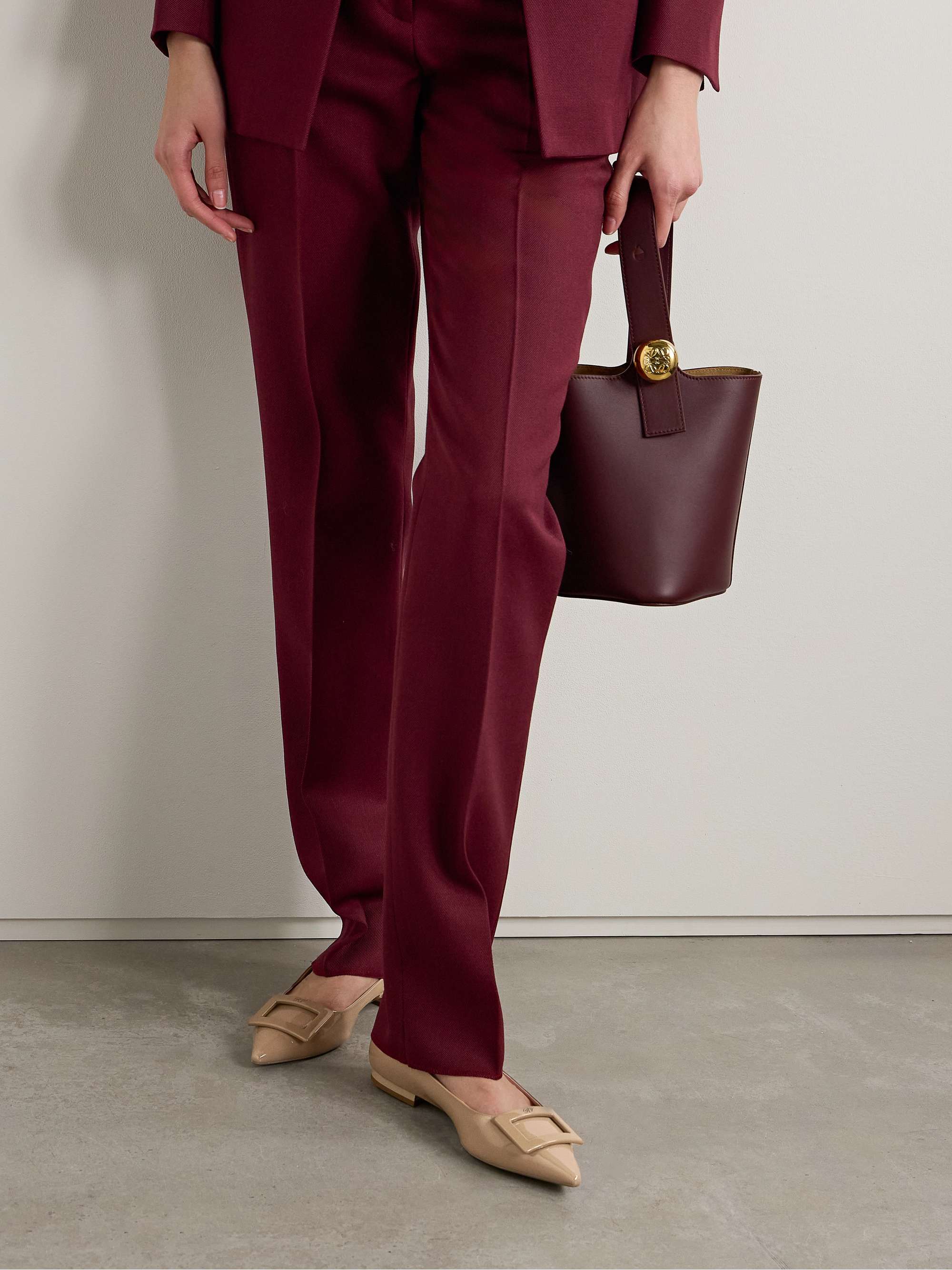 ROGER VIVIER Gommettine patent-leather point-toe flats