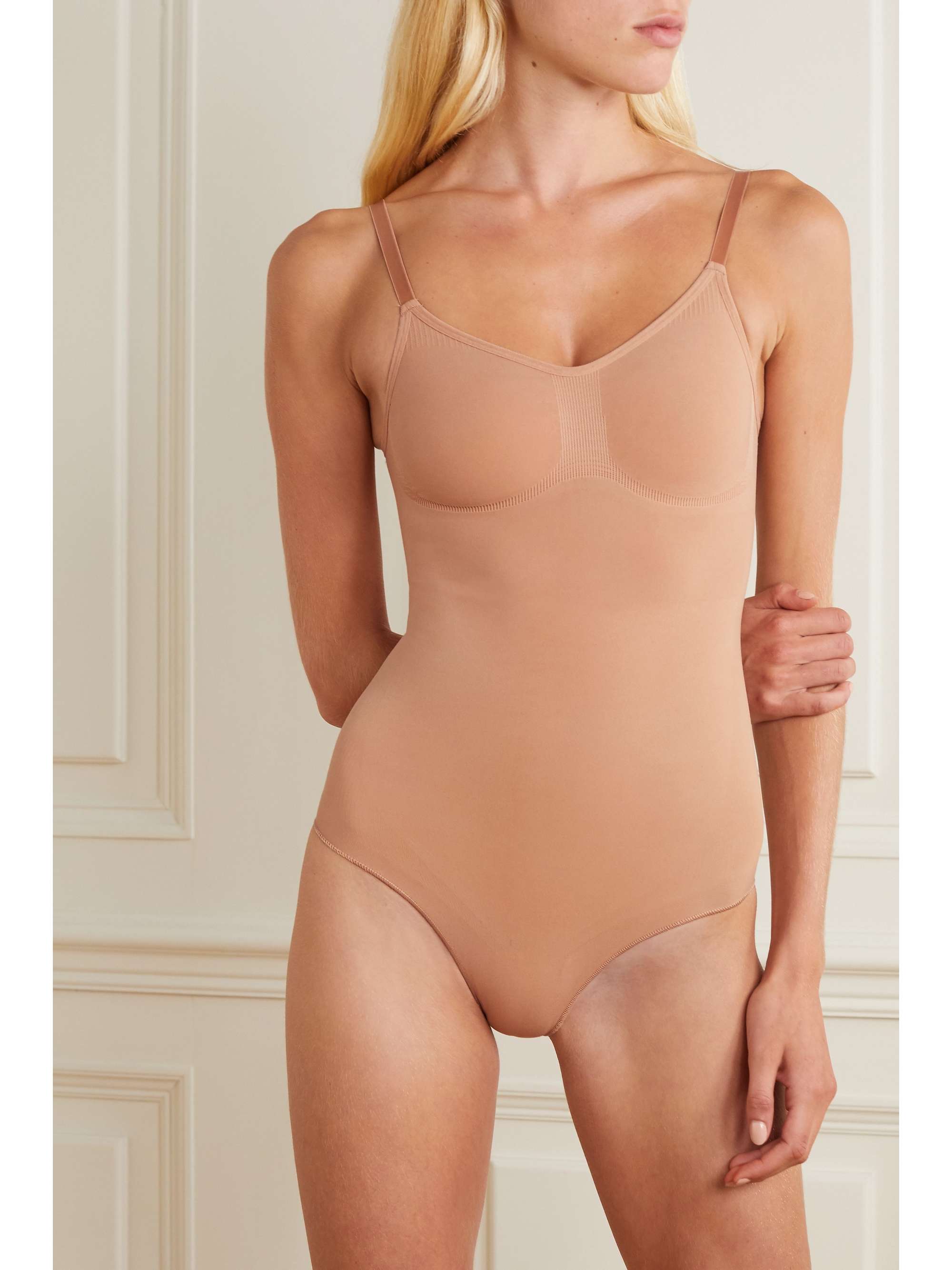 SKIMS Seamless Sculpt Sculpting bodysuit - Sienna