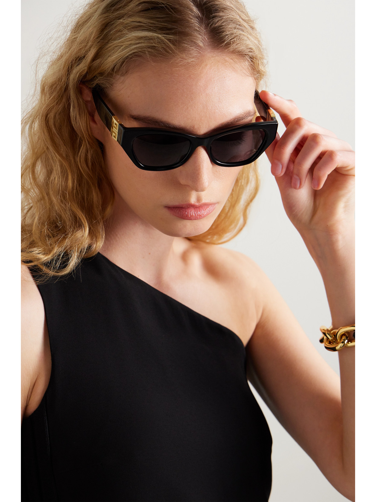 Givenchy Cateye Acetate Sunglasses In Black ModeSens
