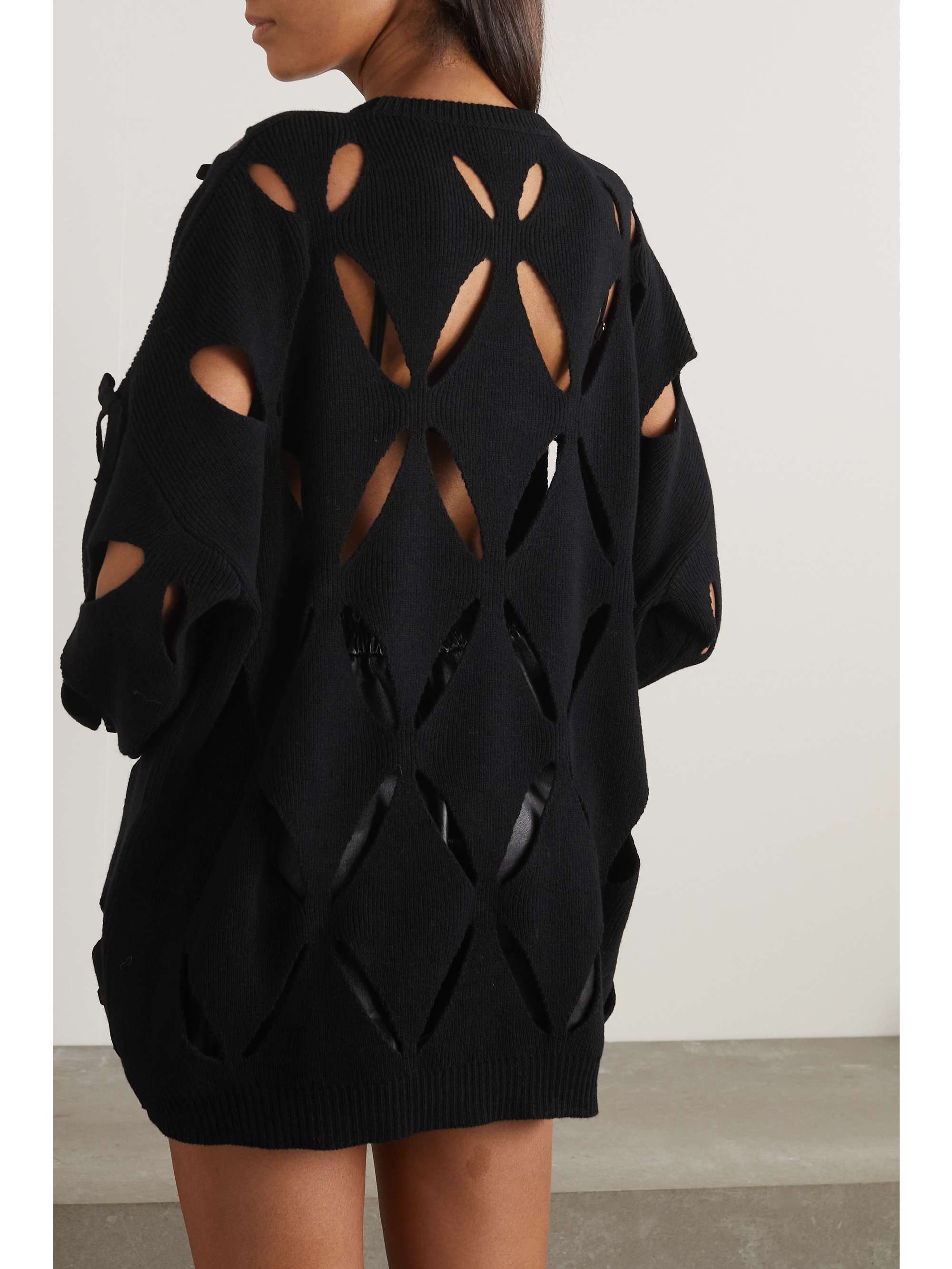 VALENTINO Cutout bow-detailed wool sweater | NET-A-PORTER