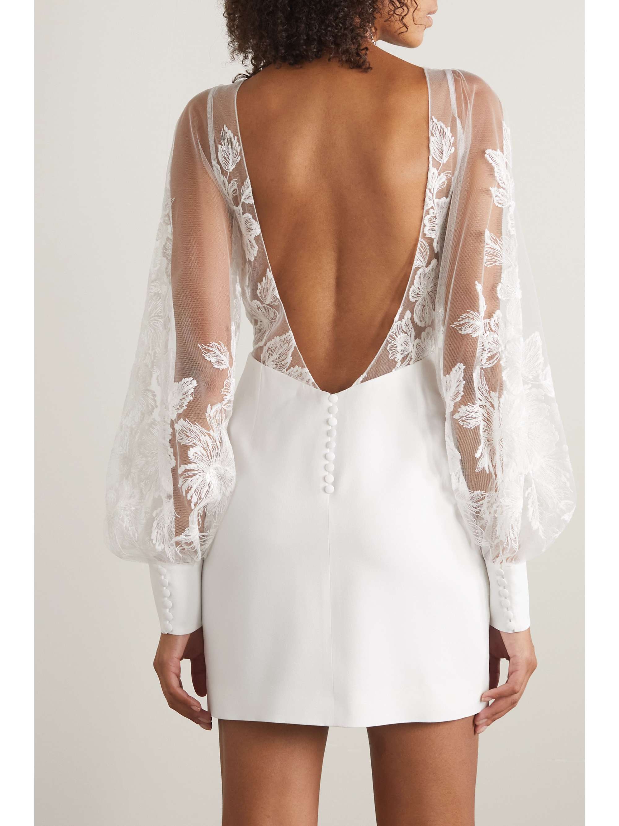 RIME ARODAKY Mini-robe de mariée dos ouvert en tulle et en crêpe à broderies Lisa