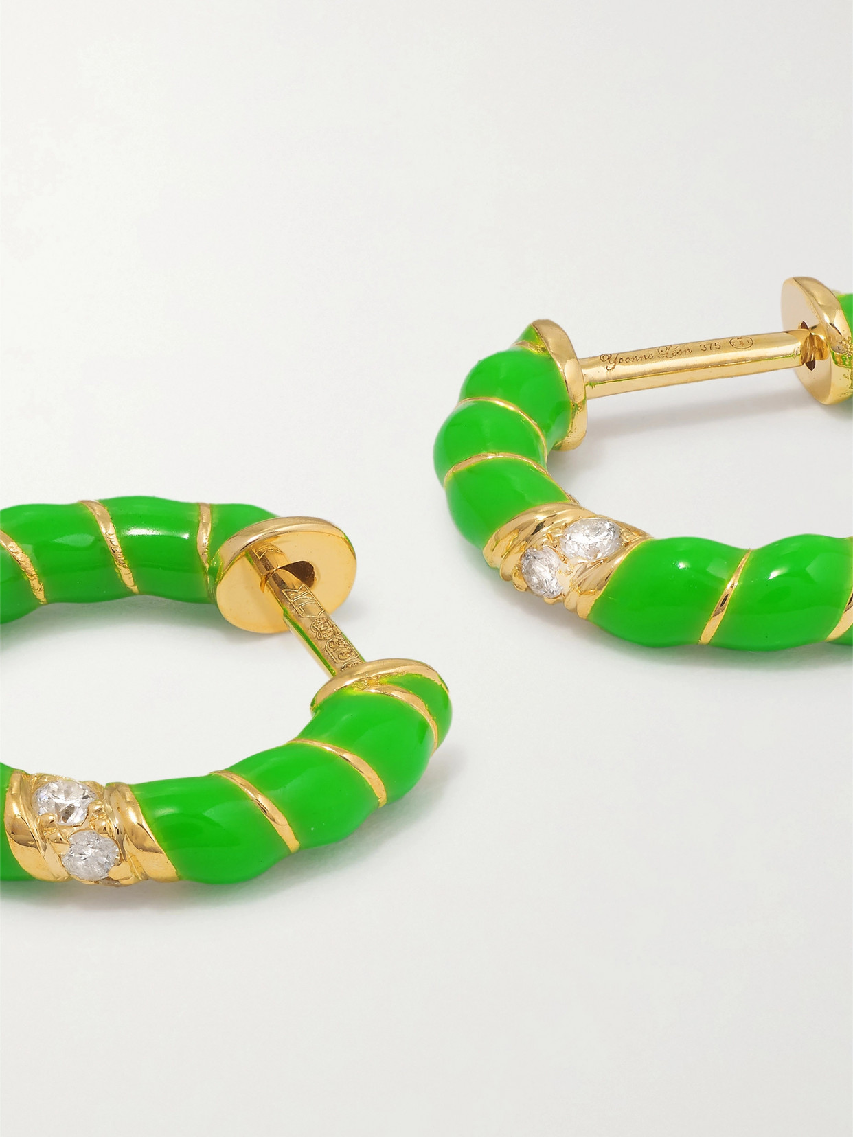 Shop Yvonne Léon 9-karat Gold, Enamel And Diamond Hoop Earrings In Green