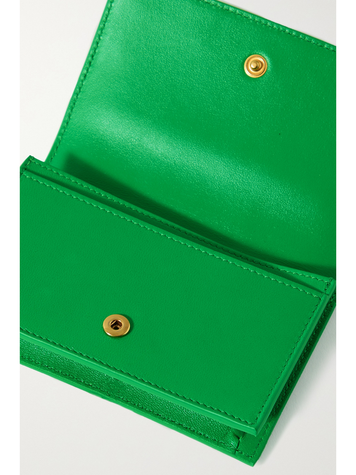 Shop Bottega Veneta Cassette Intrecciato Leather Cardholder In Green