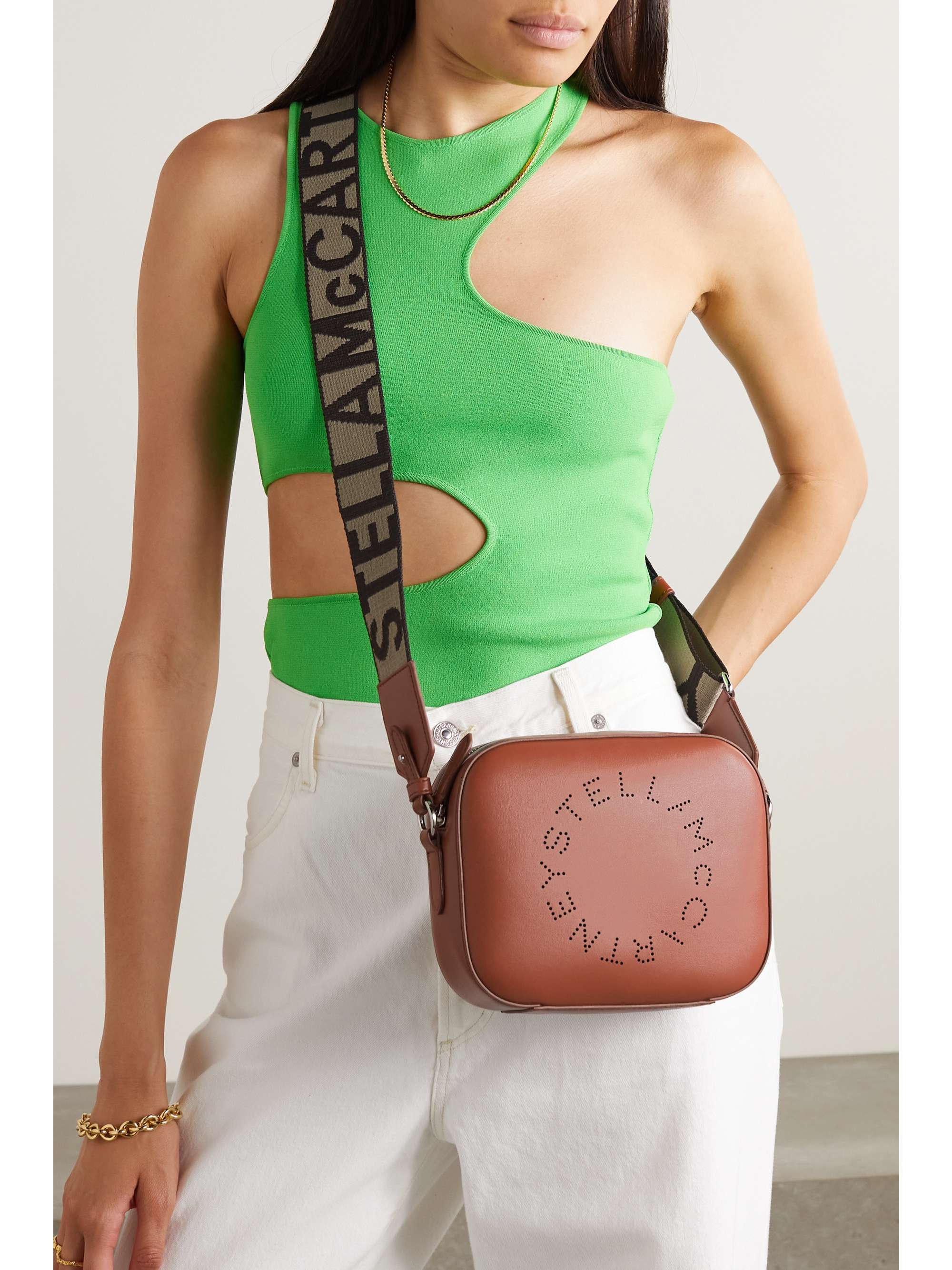 Stella McCartney Small Stella Camera Bag HBX Globally Curated Fashion And  Lifestyle By Hypebeast | Stella Mccartney Camera | vocalacademia.lv