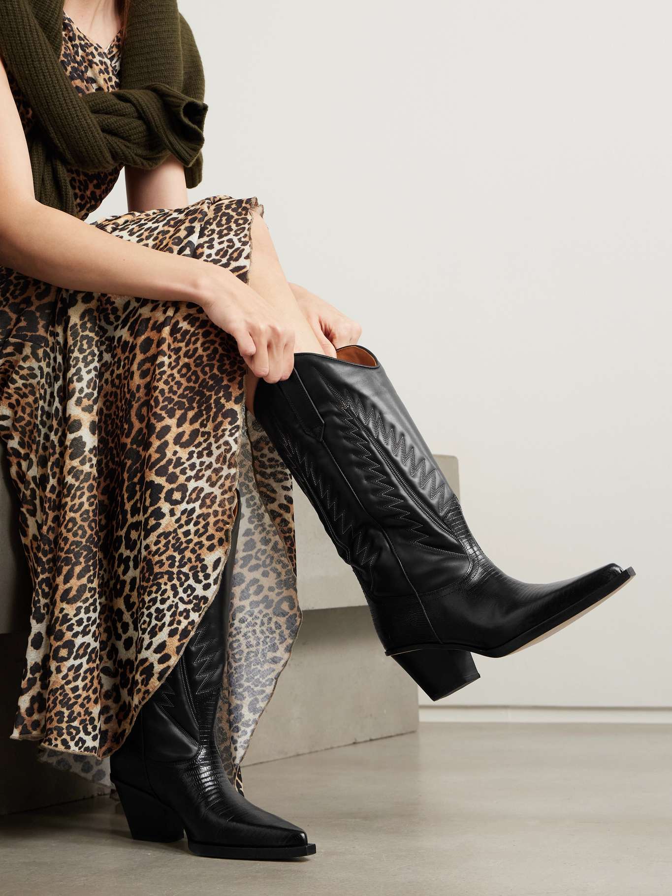 PARIS TEXAS Rosario embroidered textured and croceffect leather cowboy