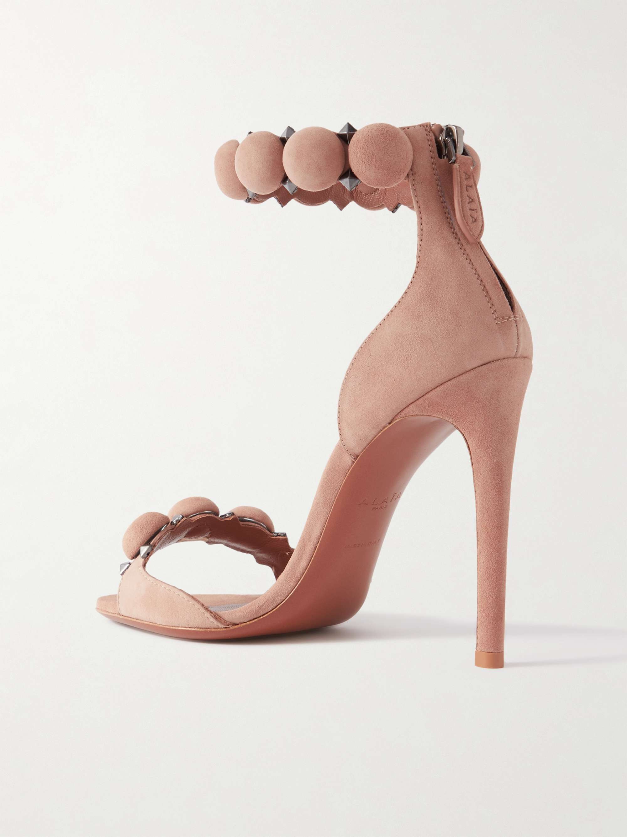 ALAÏA Sandales en daim à clous et à ornements La Bombe 110