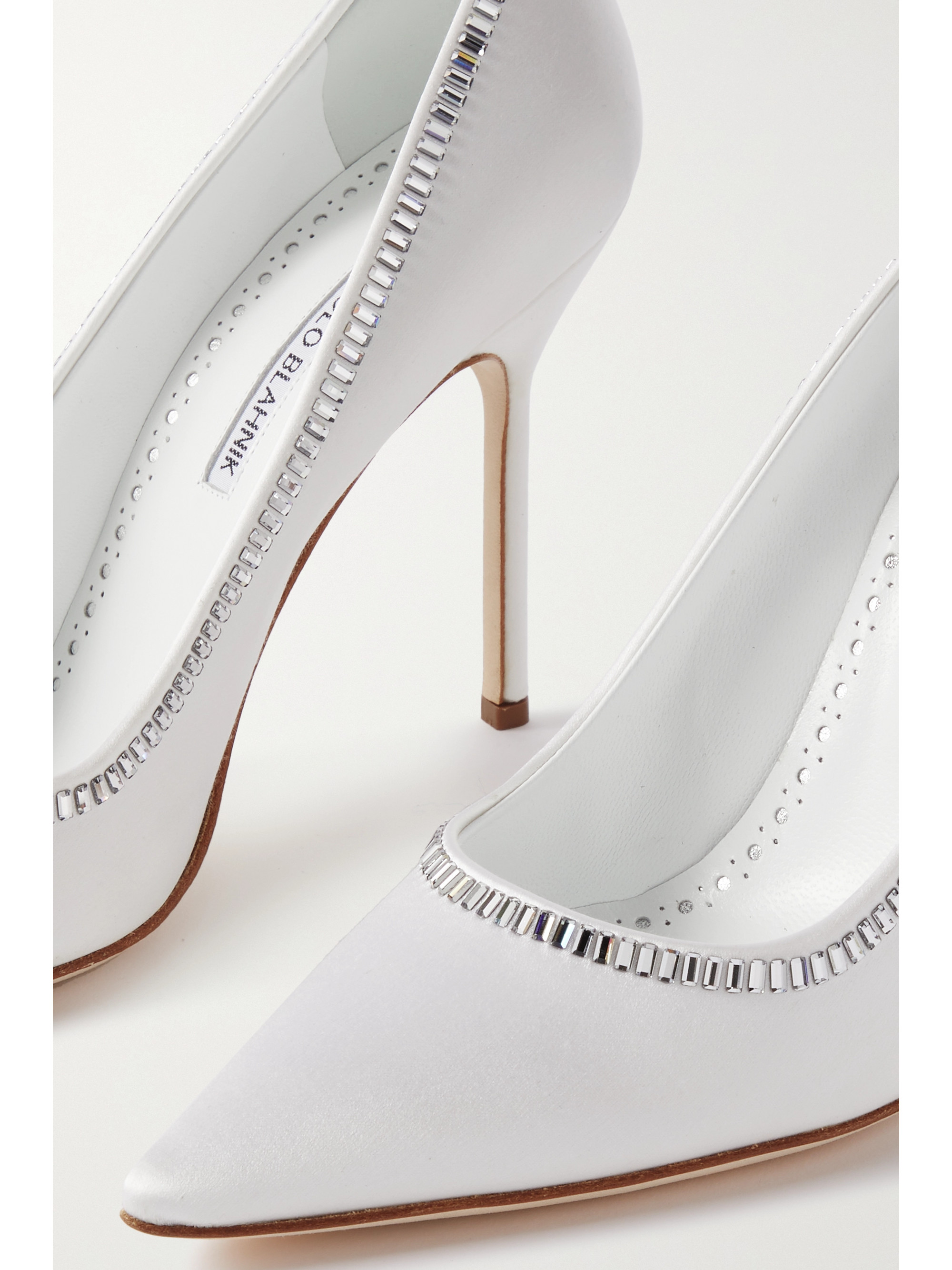 MANOLO BLAHNIK BB 105 crystal-embellished satin pumps thumbnail