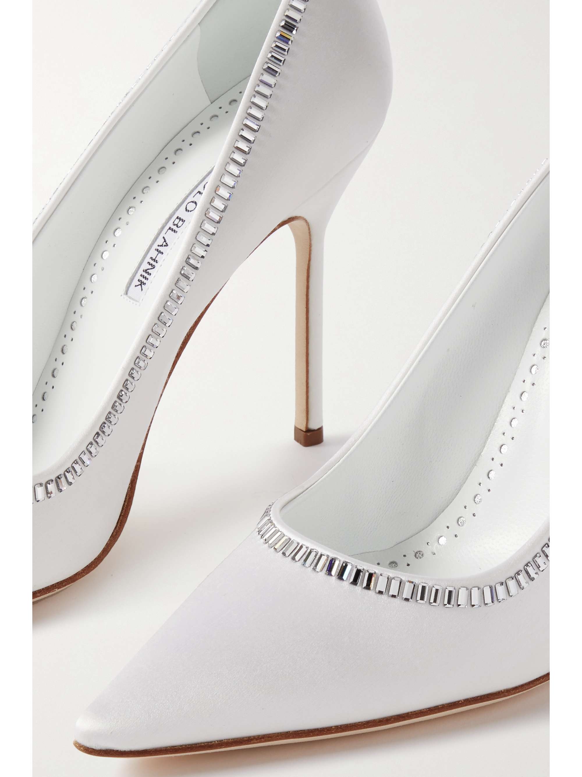 MANOLO BLAHNIK BB 105 crystal-embellished satin pumps | NET
