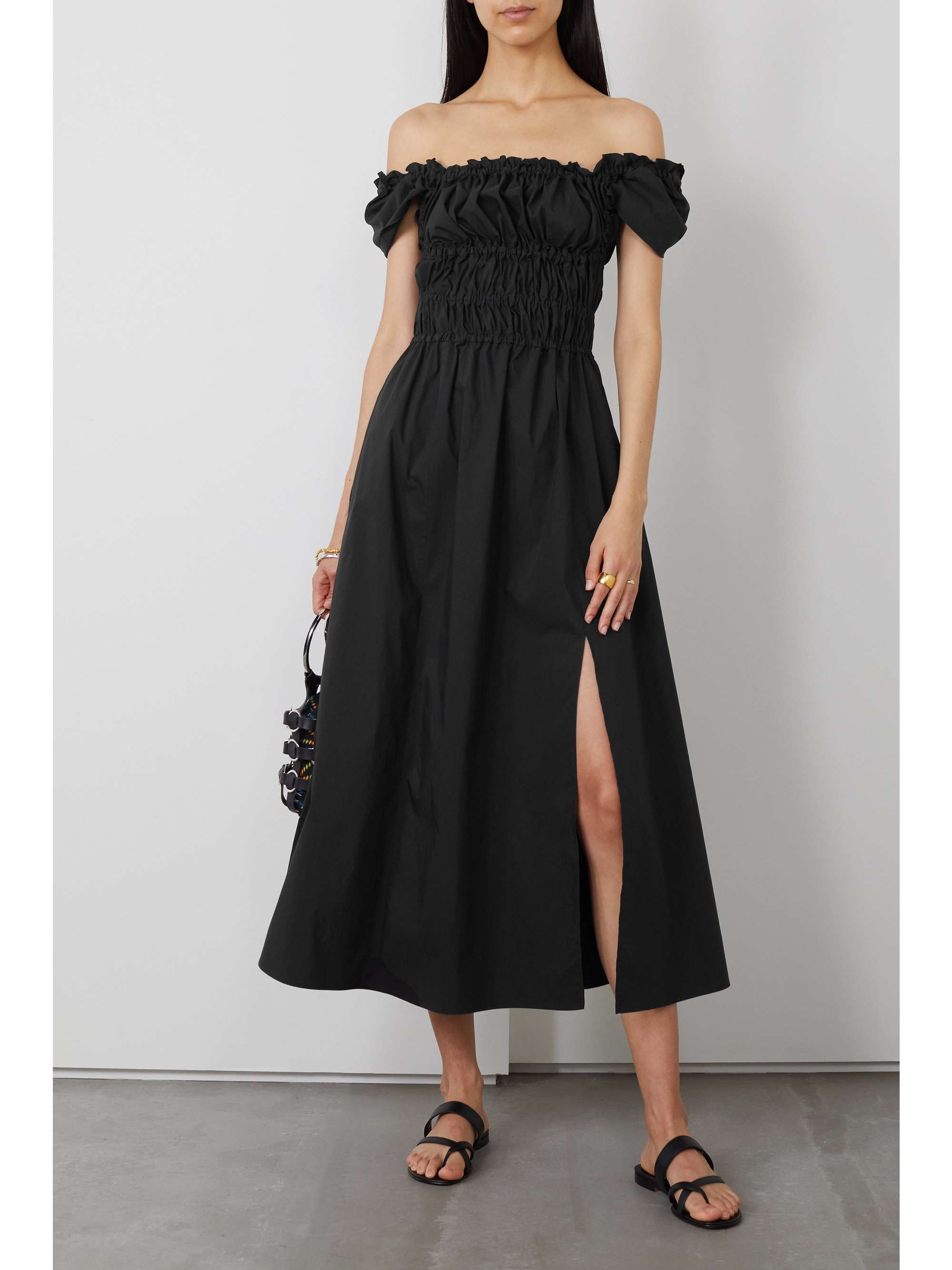 Black Lily off-the-shoulder smocked 