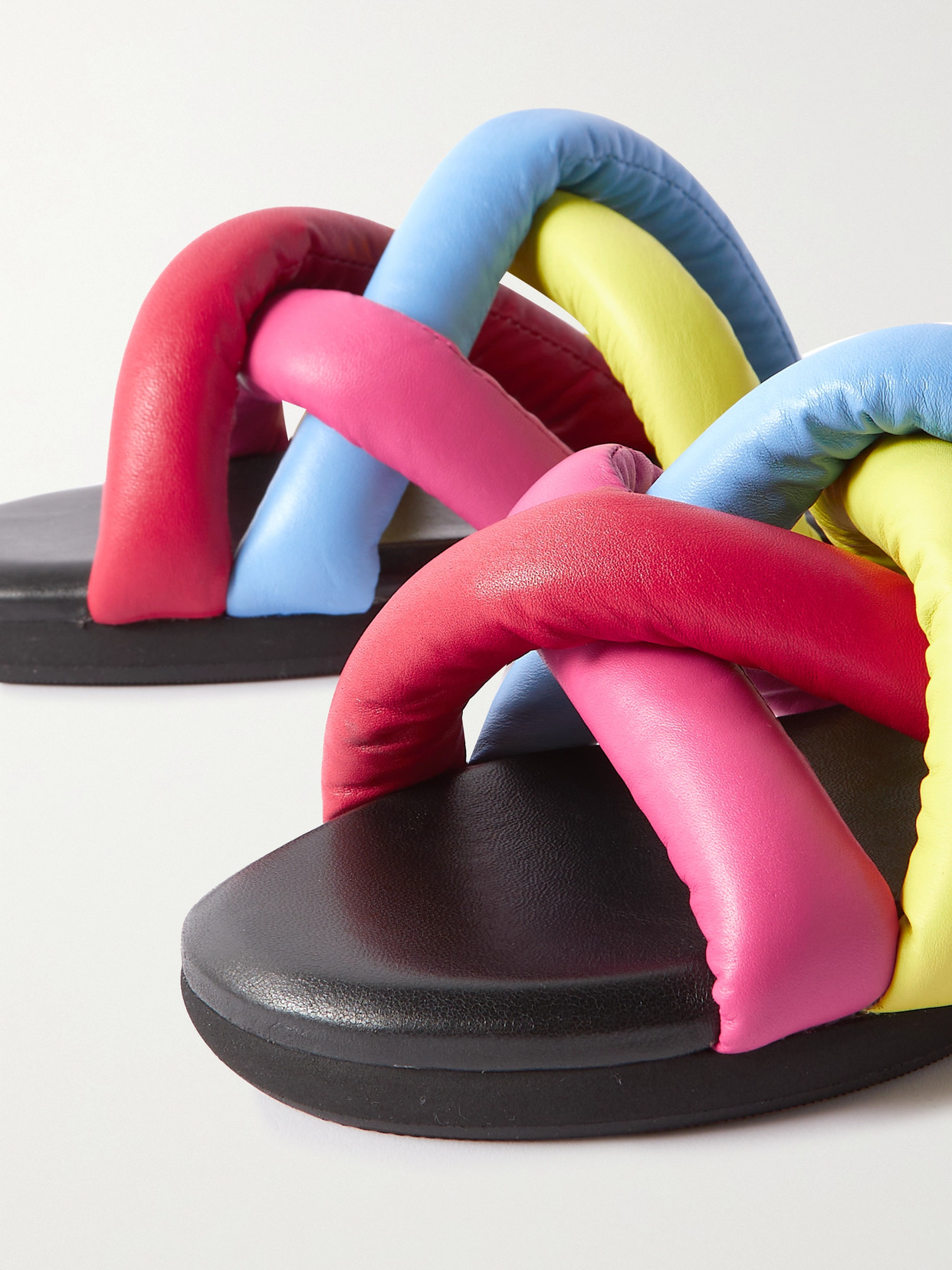 Shop Moncler Genius + Jw Anderson Jbraided Leather Slides In Pink