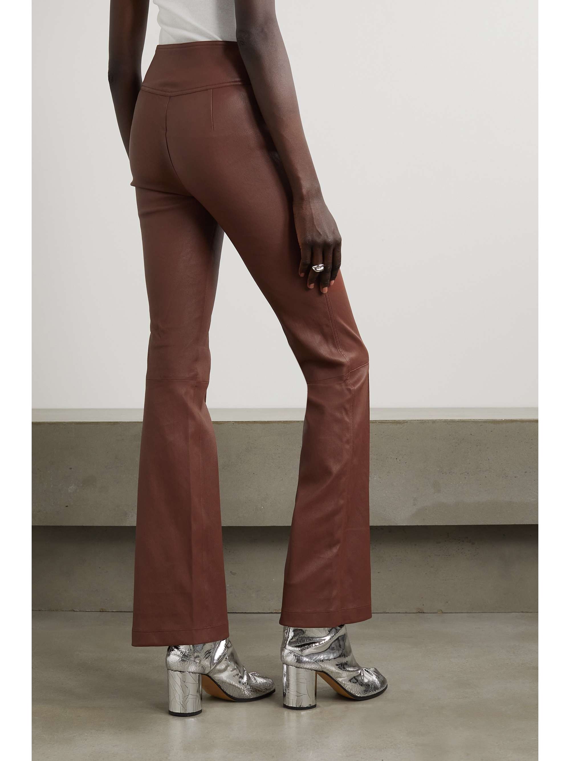 HELMUT LANG 皮革微喇裤