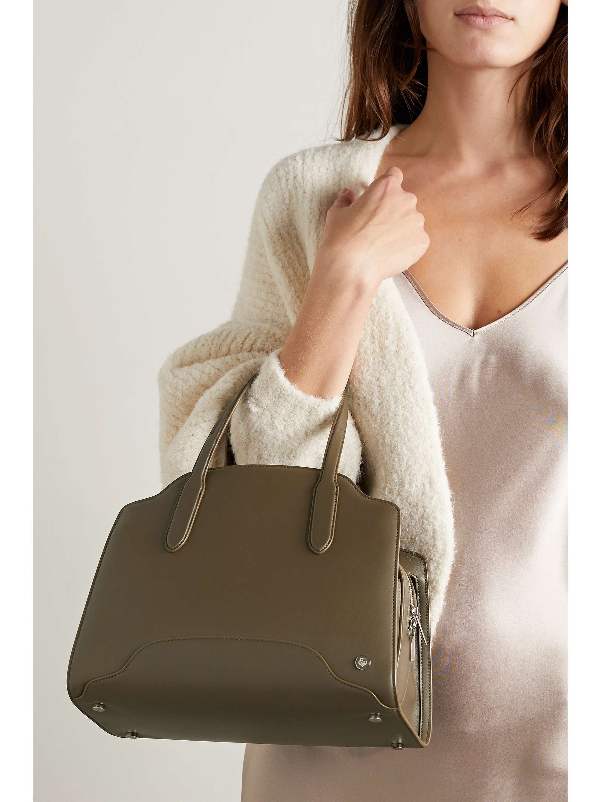 Cabas Sesia Leather Trimmed Canvas Tote Bag in Beige - Loro Piana