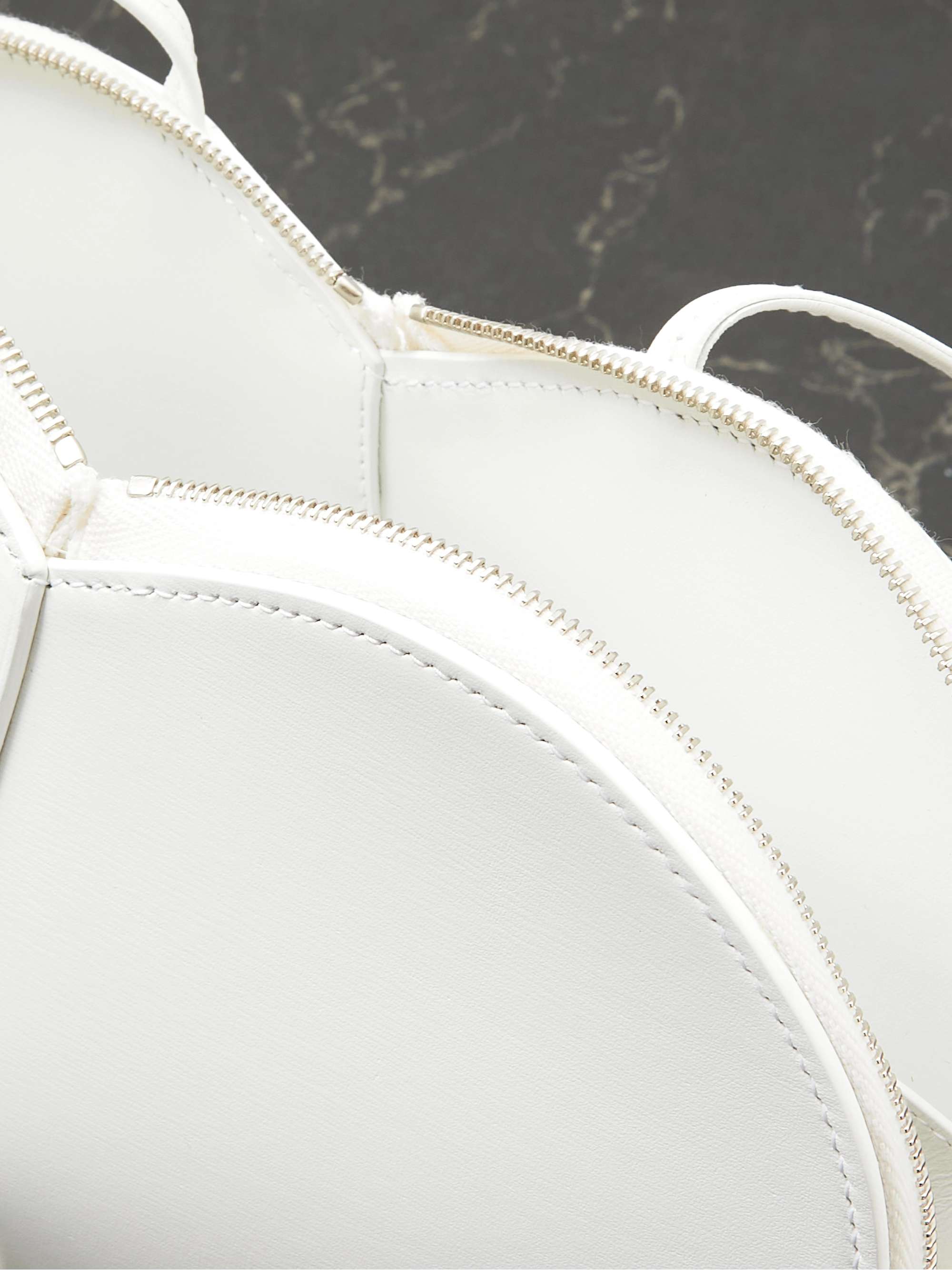 ALAÏA Le Coeur heart-shaped leather shoulder bag