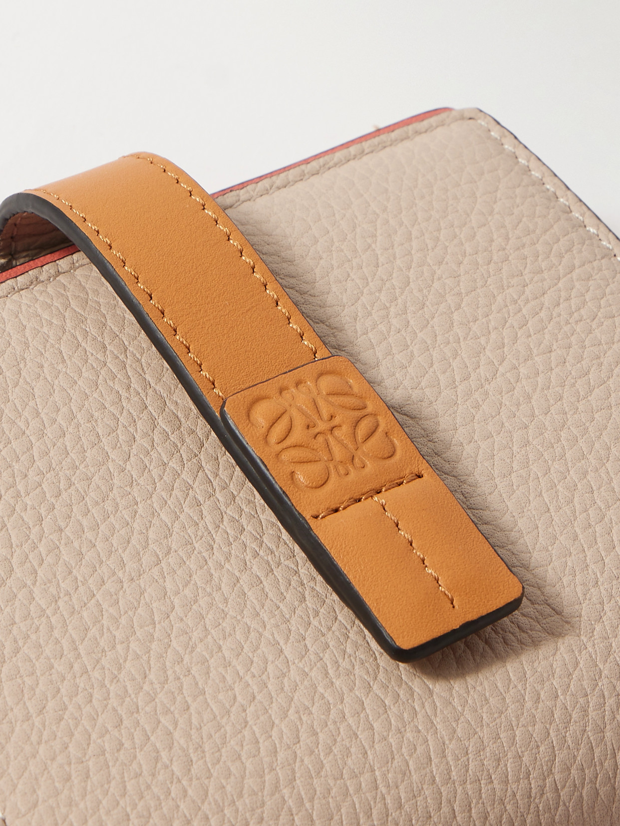 Loewe Two-tone Leather Wallet In Neutrals