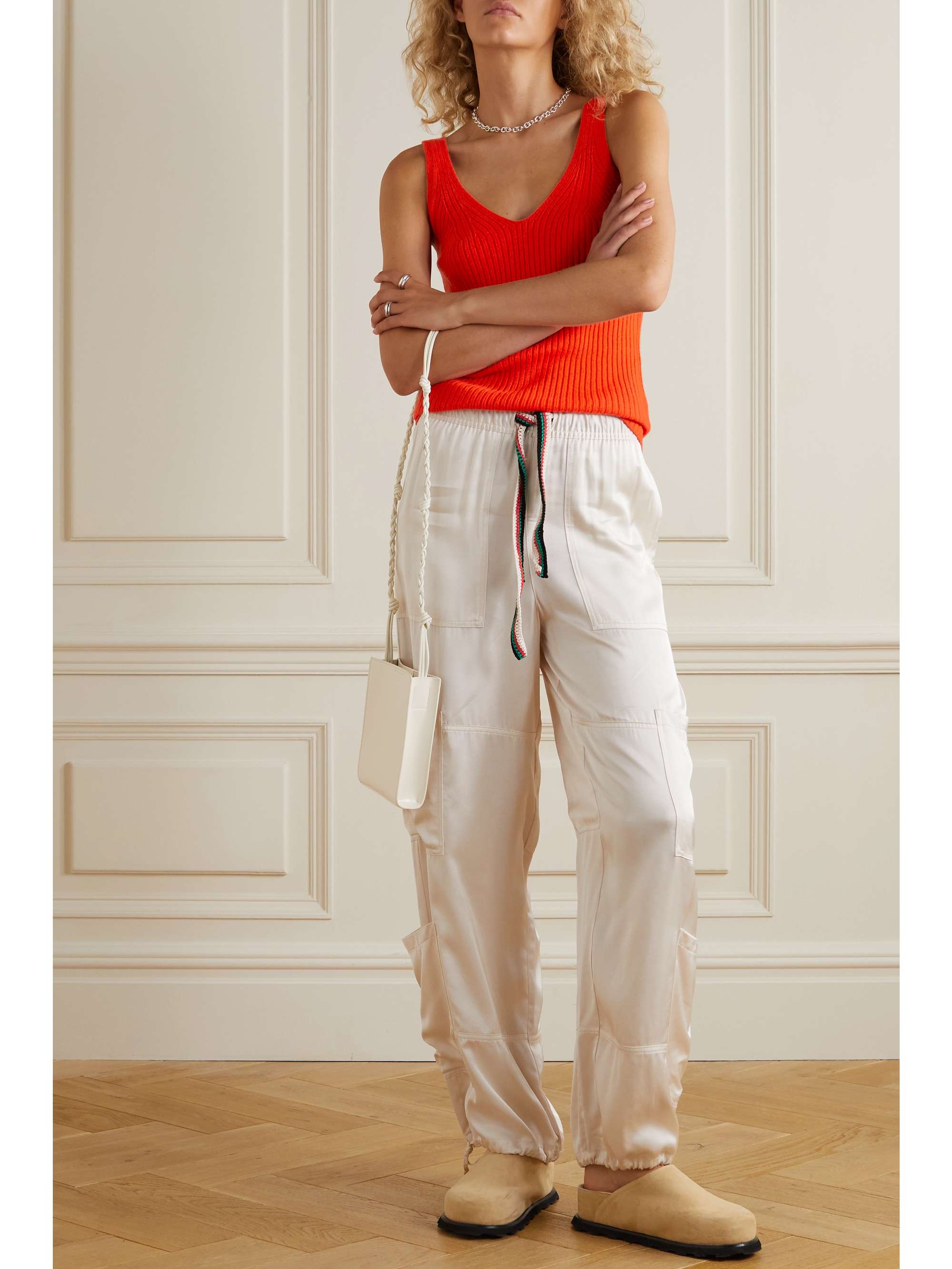 Red New Apple Ford ribbed silk and 
