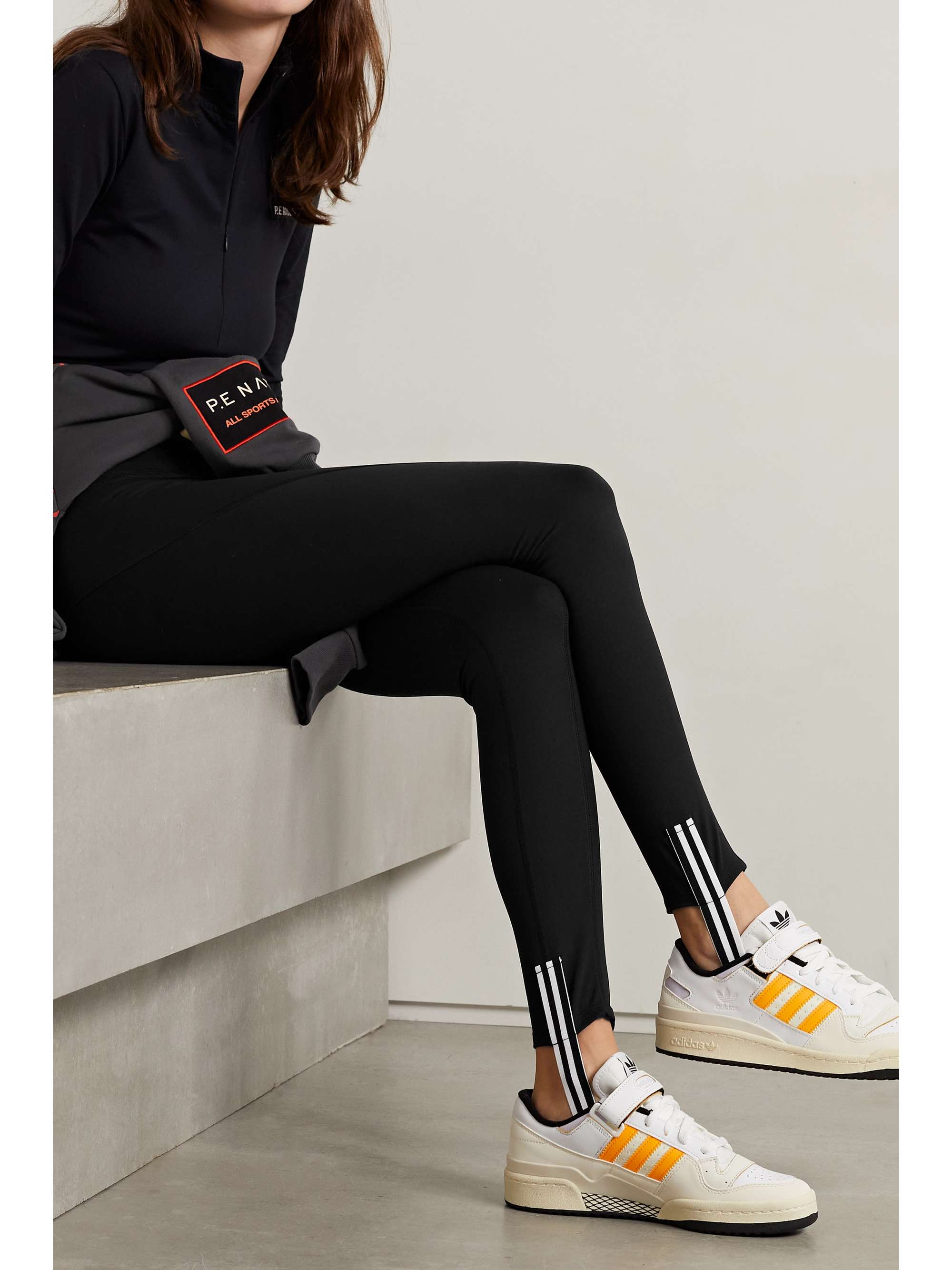 P.E NATION Leggings aus Stretch-Jersey mit Print und Steg