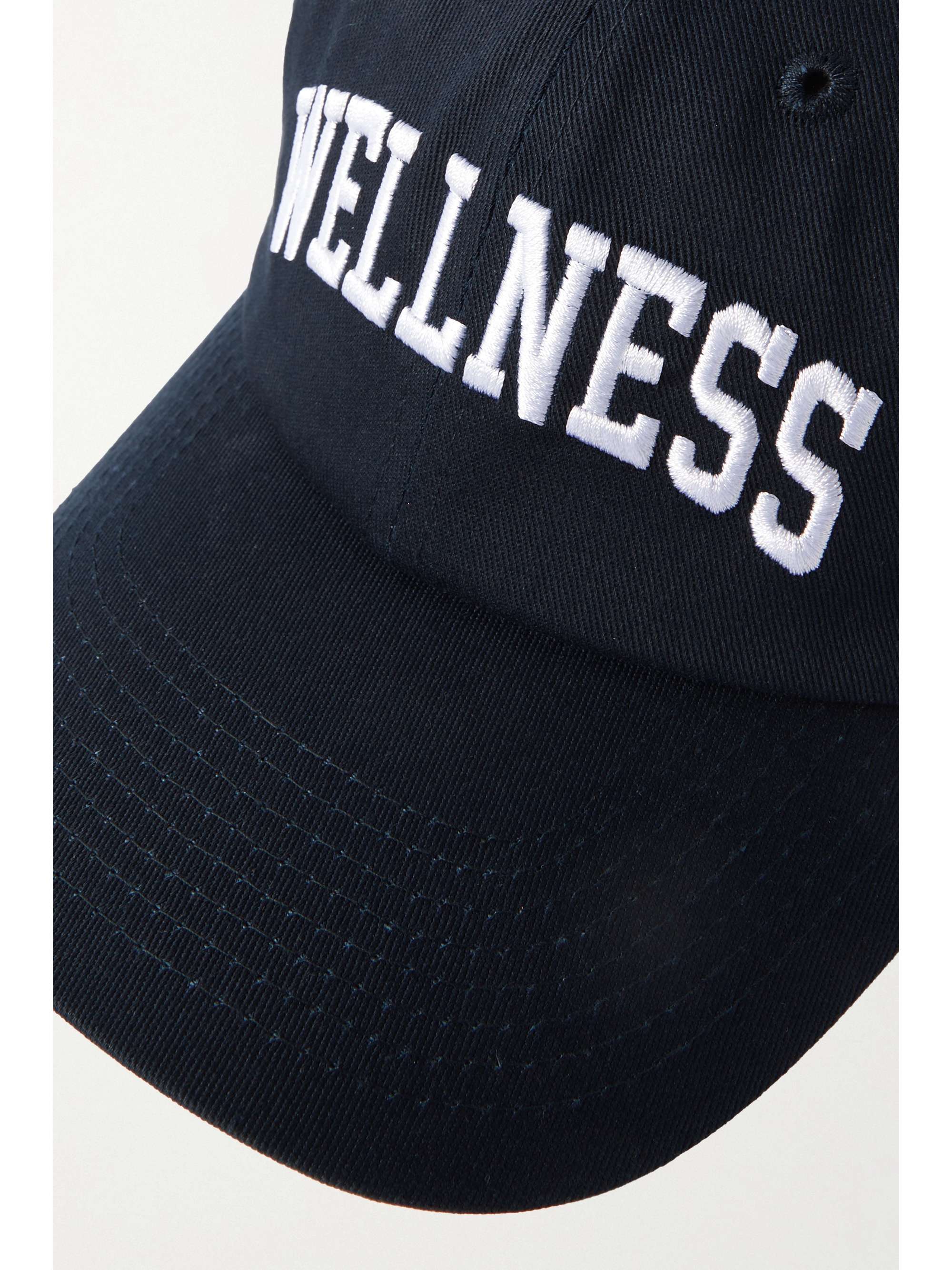 SPORTY & RICH Wellness Ivy Baseballkappe aus Baumwoll-Twill mit Stickereien