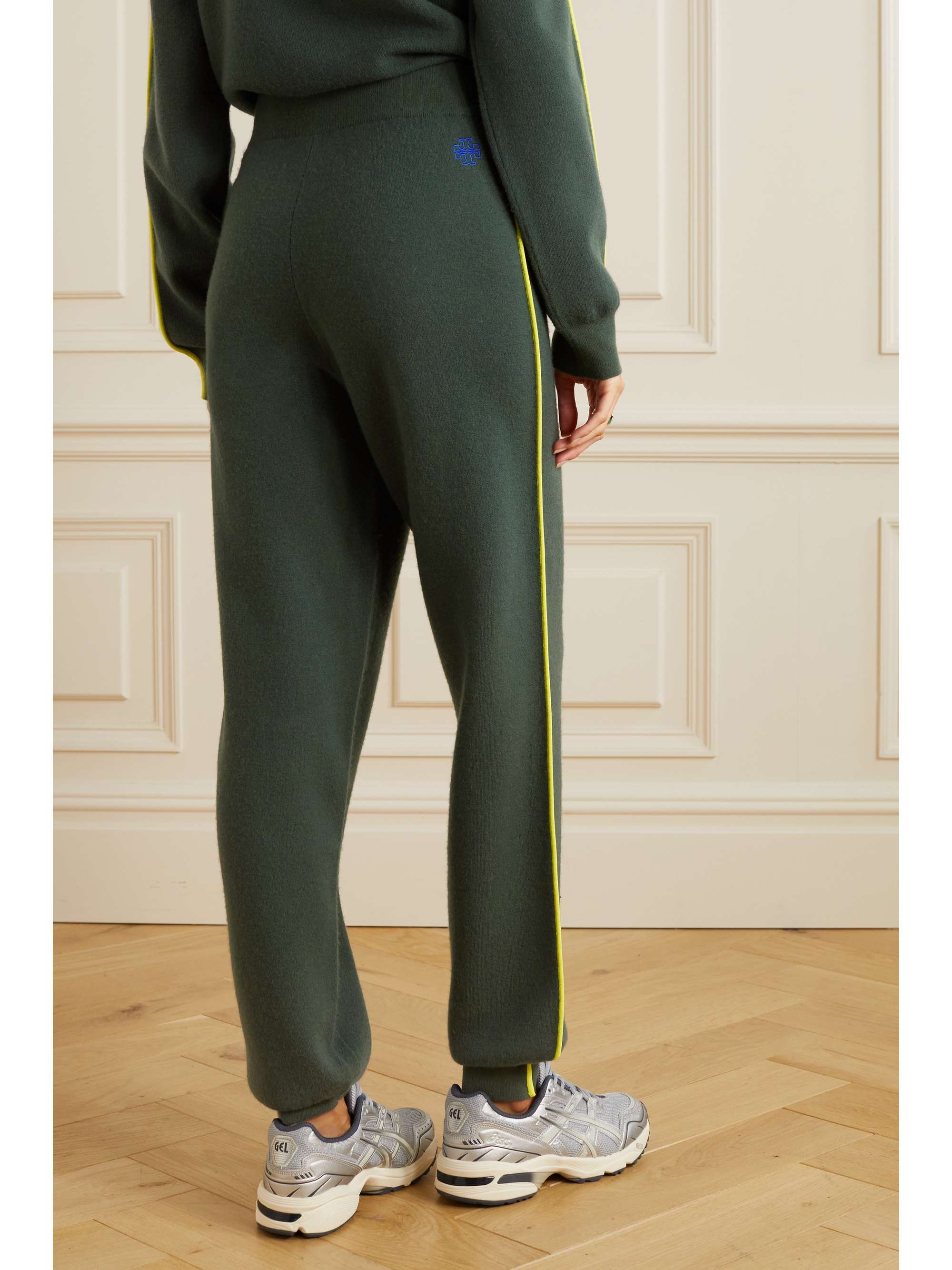 TORY SPORT Jogginghose mit schmal zulaufendem Bein aus einer Wollmischung