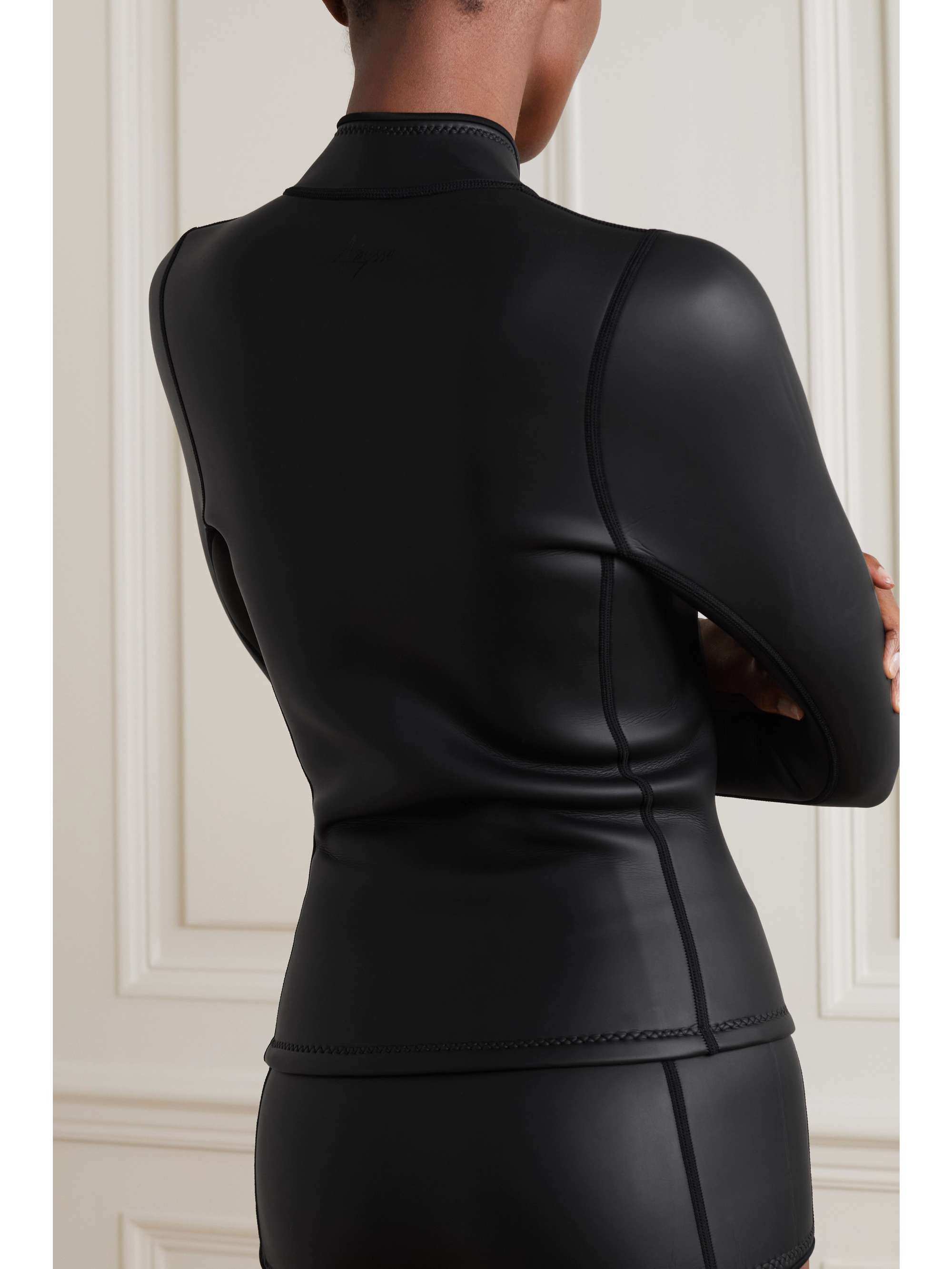 ABYSSE + NET SUSTAIN Rell rash guard