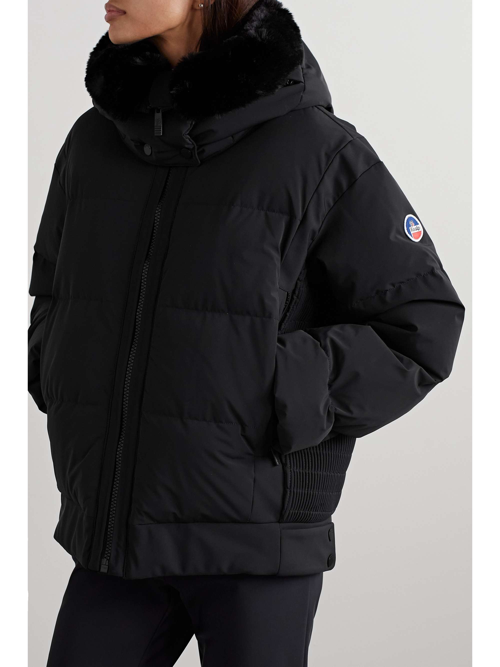 FUSALP Dolores gesteppte Skijacke mit Daunenfüllung, Kapuze und Faux-Fur-Besatz