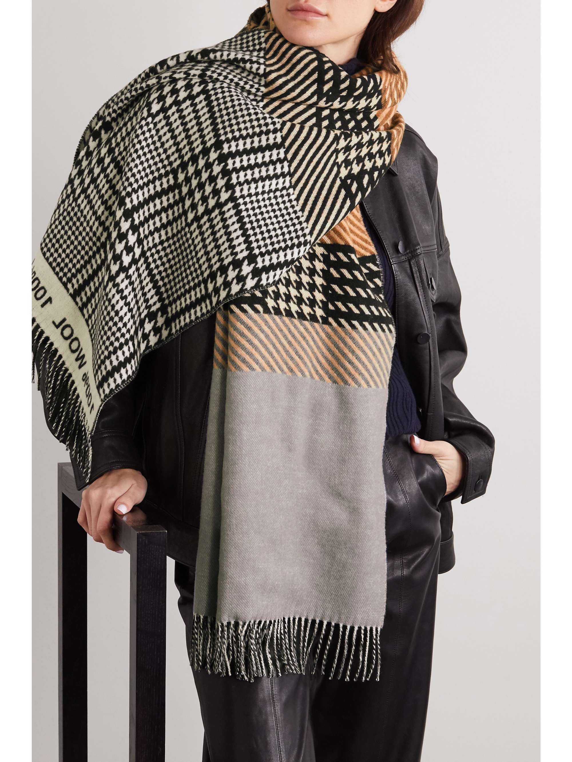 JOHNSTONS OF ELGIN + Mother of Pearl Derwent wool-jacquard scarf