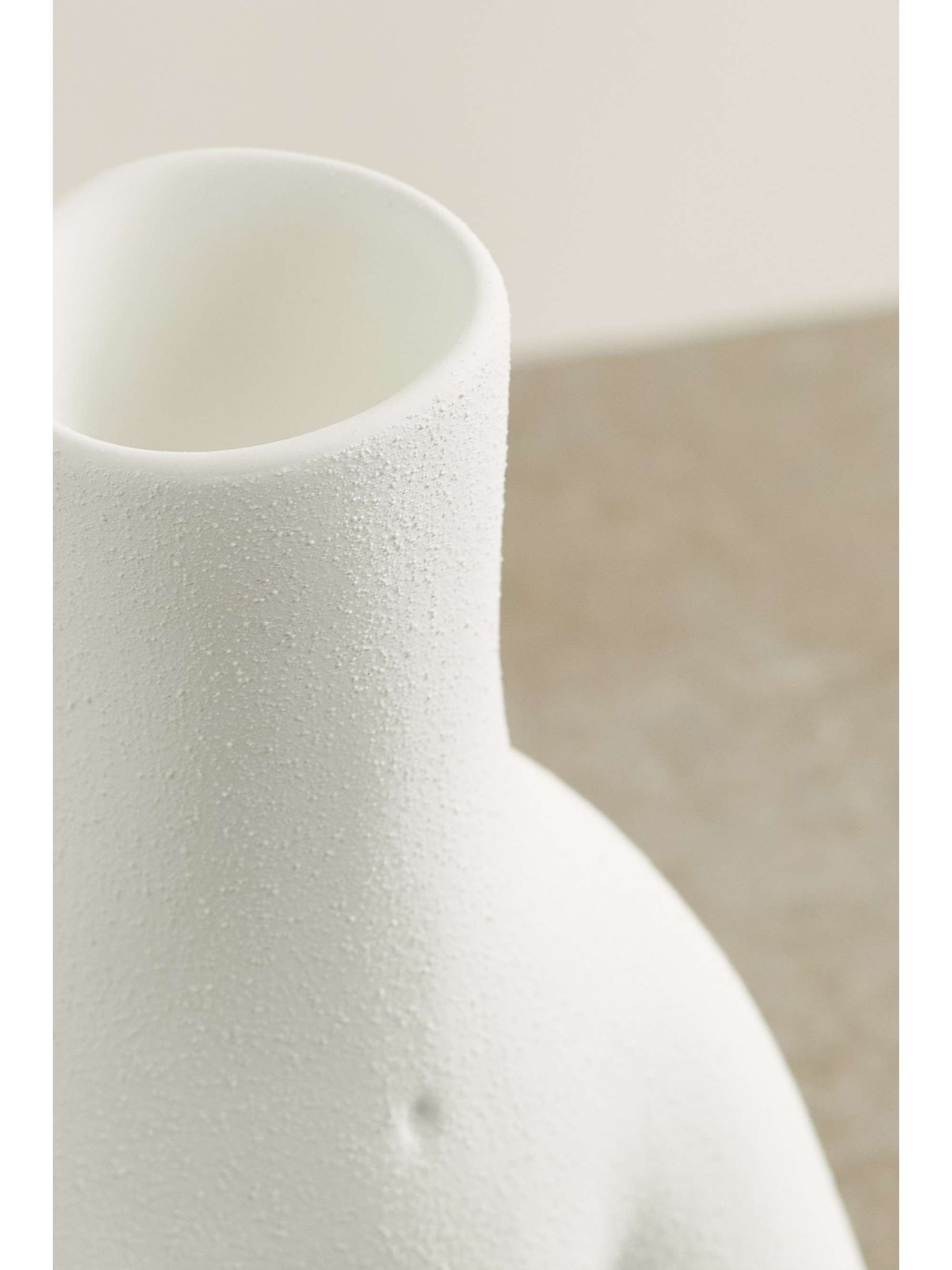 ANISSA KERMICHE Single L'Egg Earthenware Egg Cup