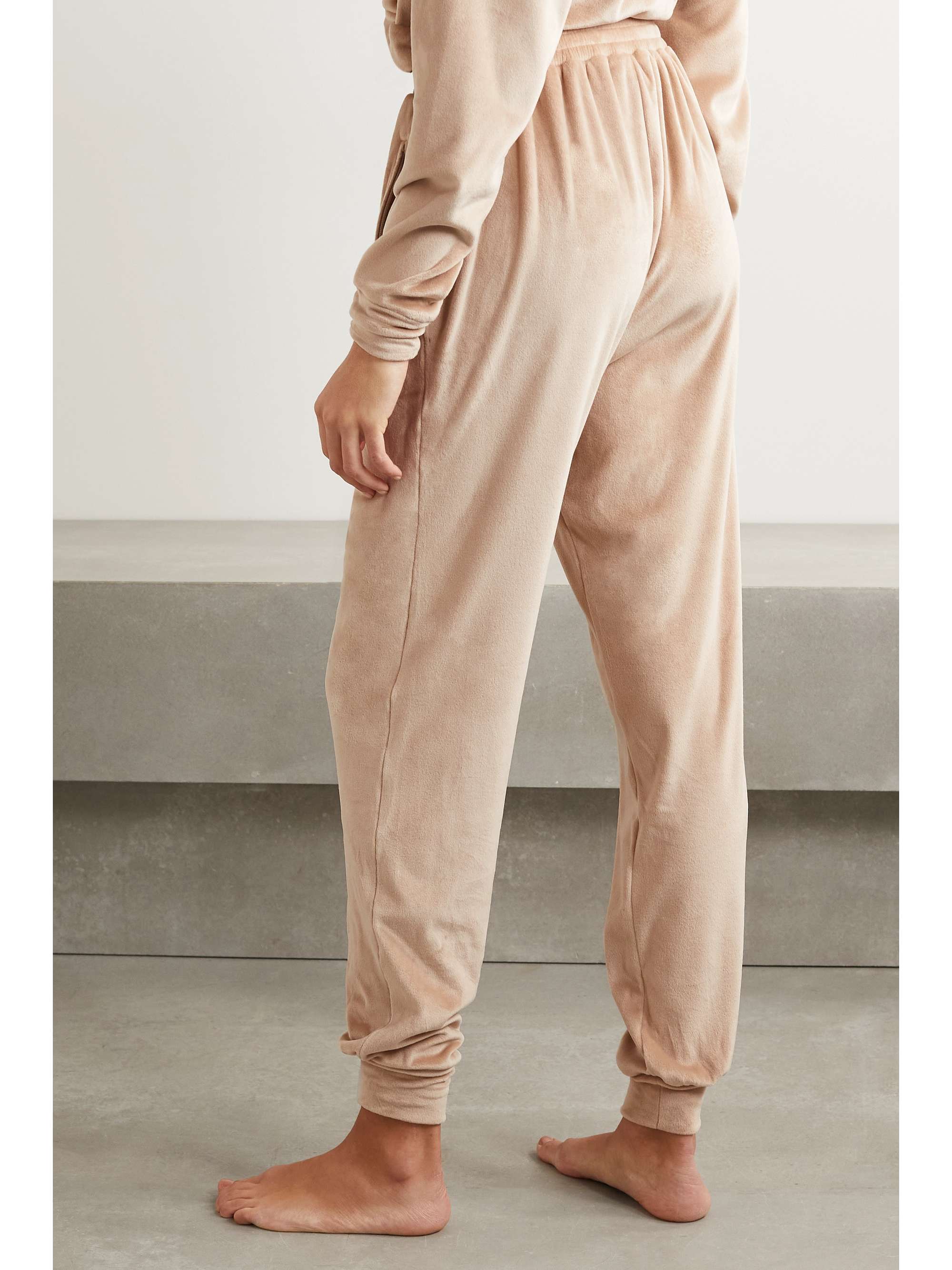 skims jogger set