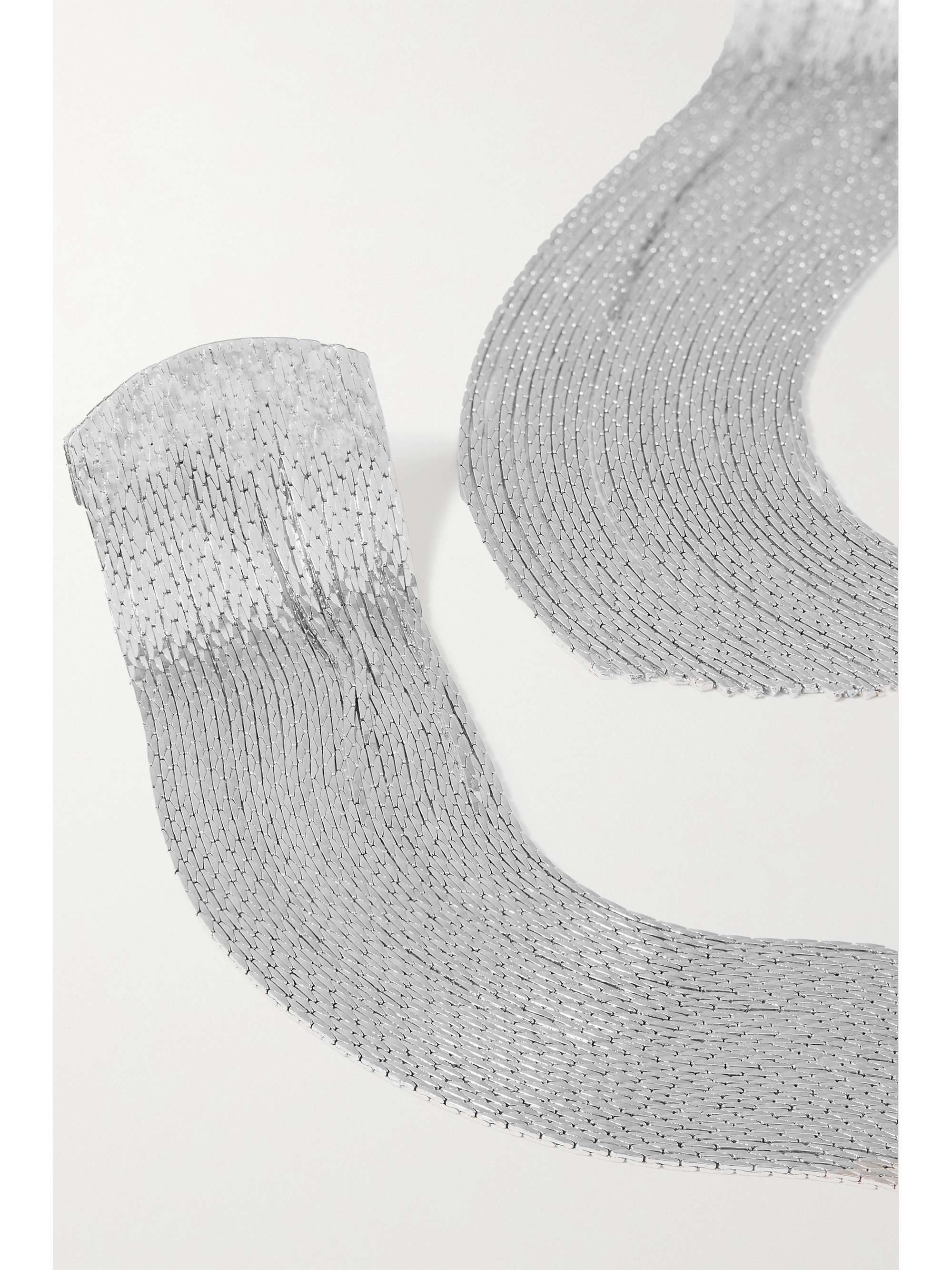ANISSA KERMICHE Grand Fil d'Argent versilberte Ohrringe