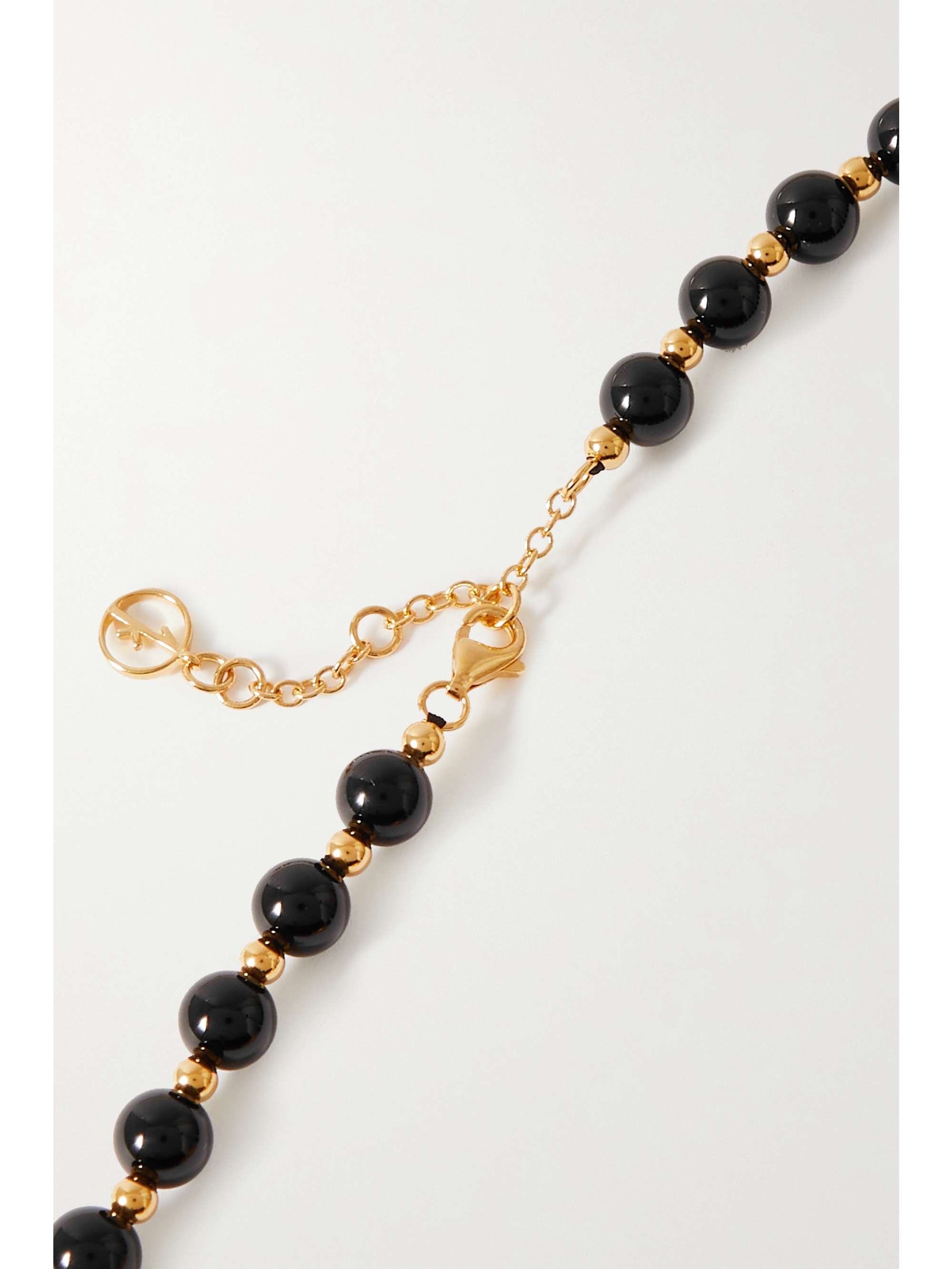 ANISSA KERMICHE Collier en plaqué or et onyx Les Mains
