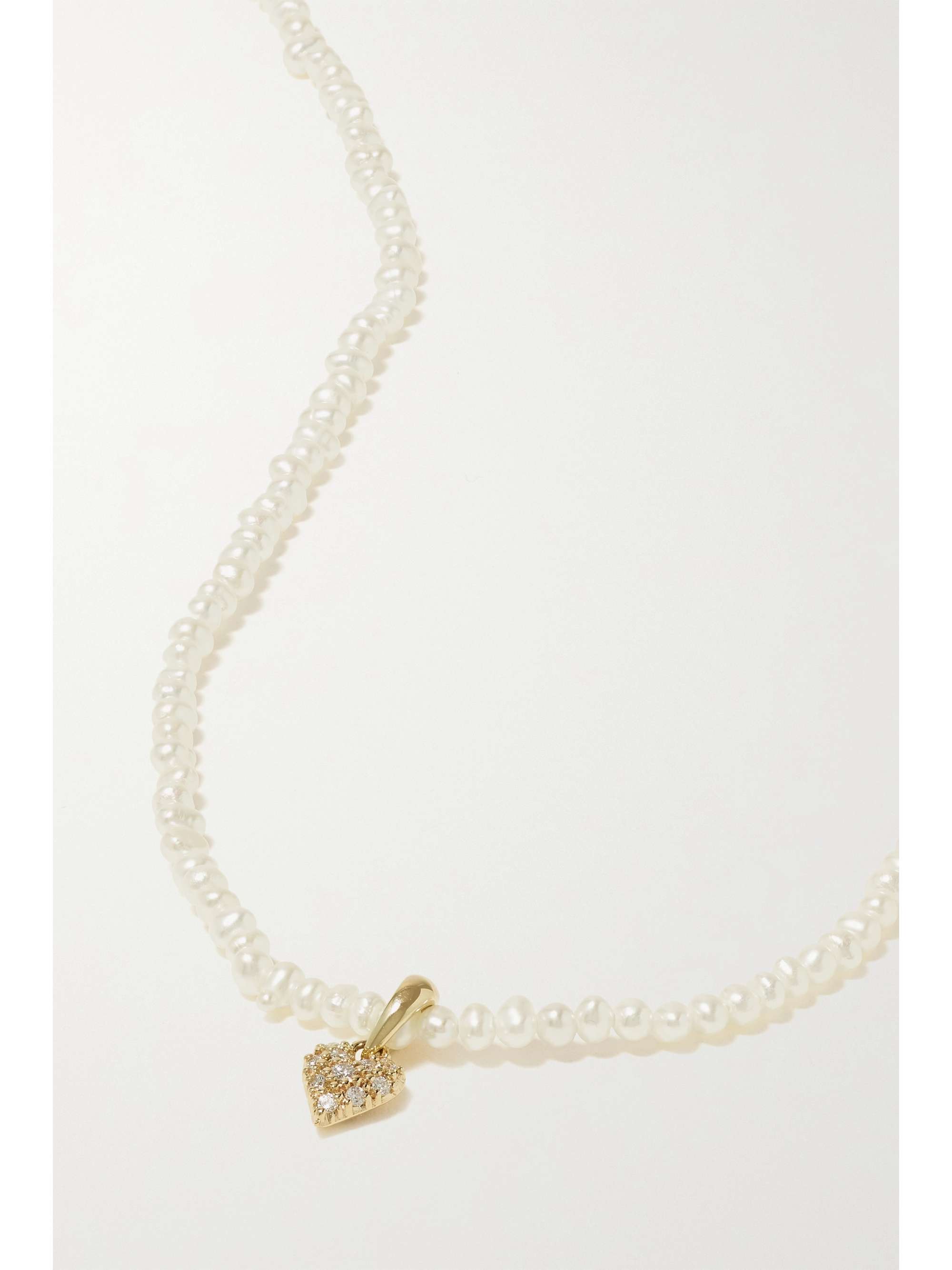 MIZUKI Perlenkette mit Details aus 14 Karat Gold und Diamanten