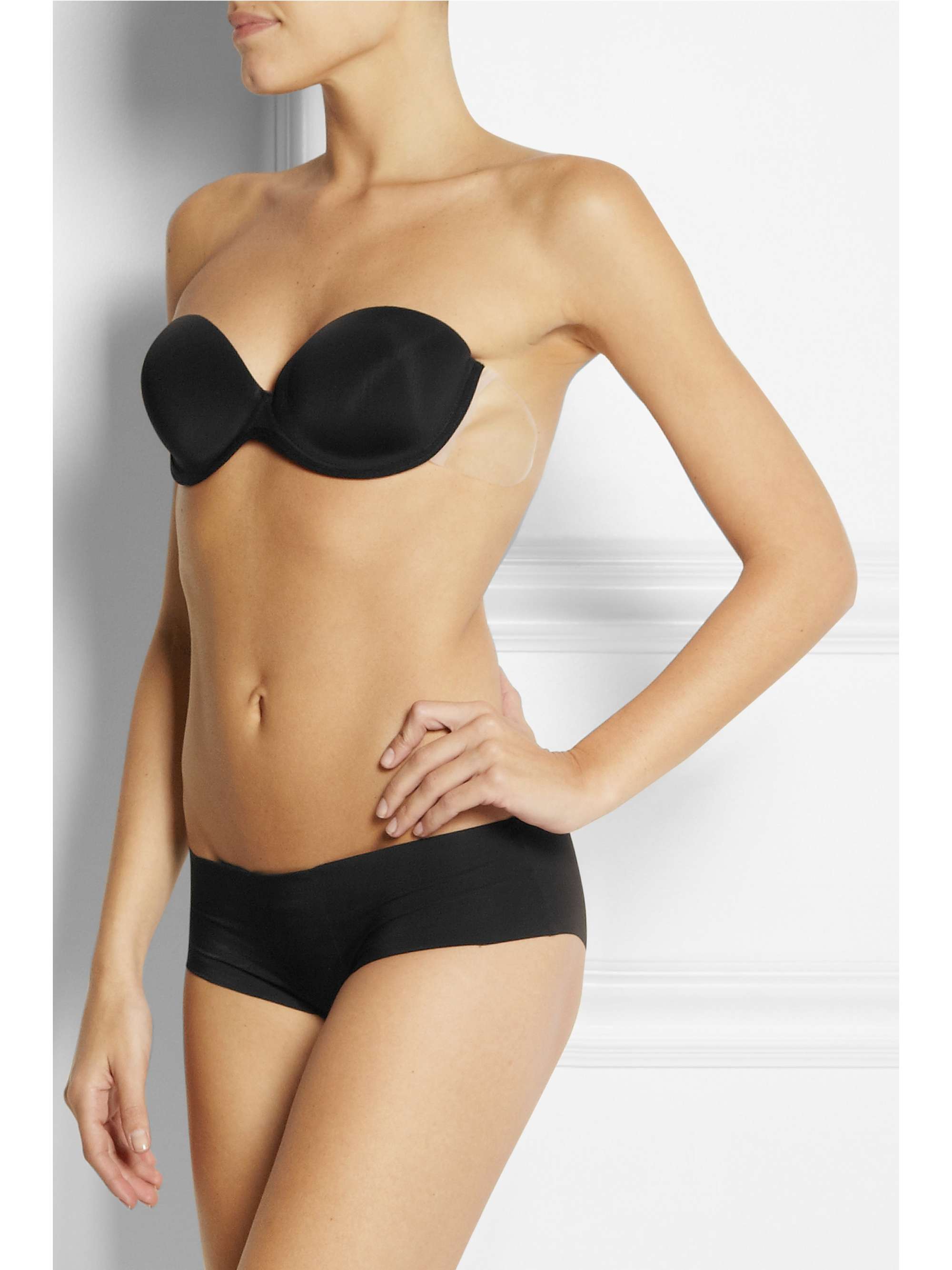 FASHION FORMS Go Bare self-adhesive backless strapless bra