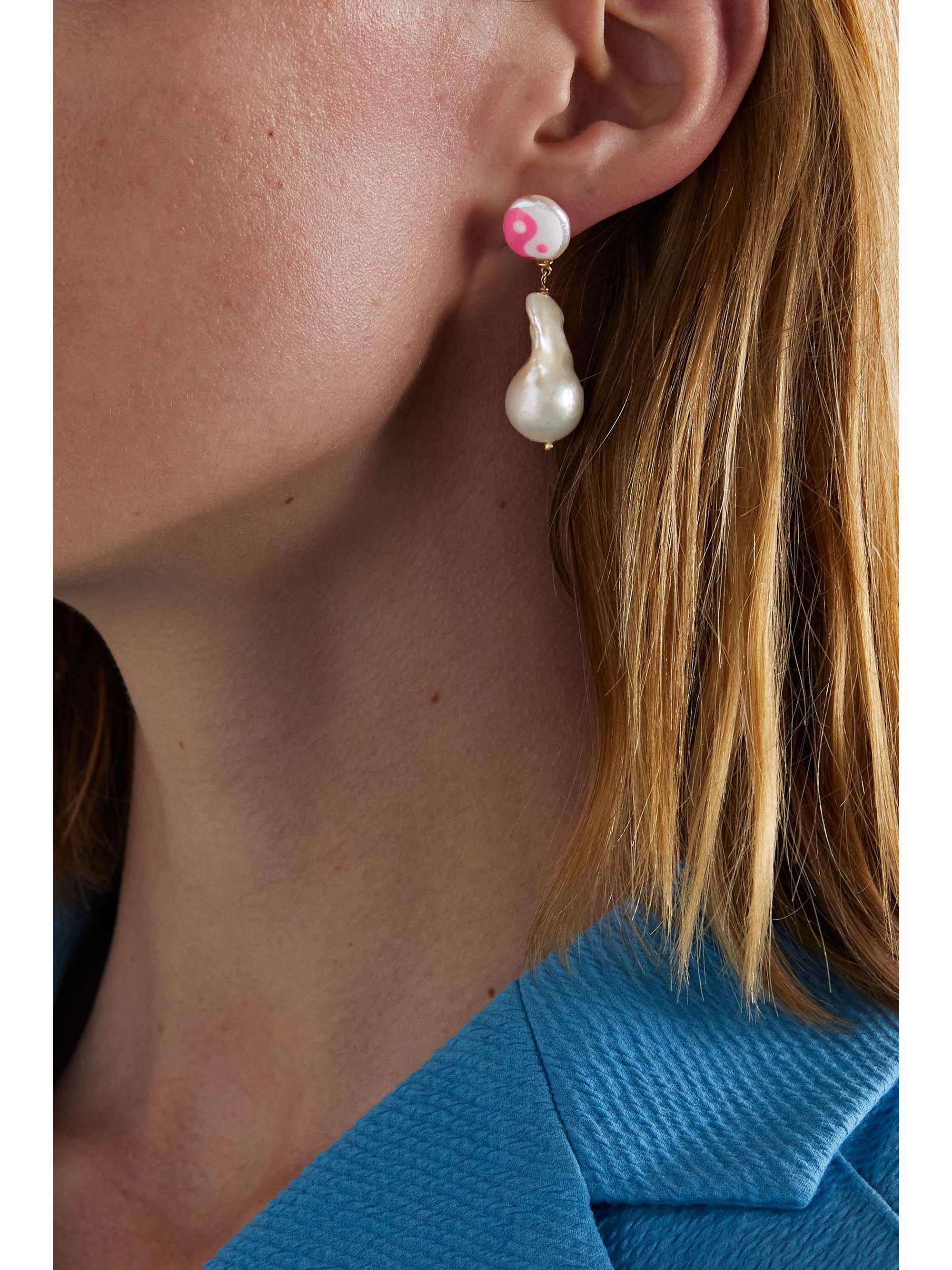 White Yin and Yang gold-plated pearl 