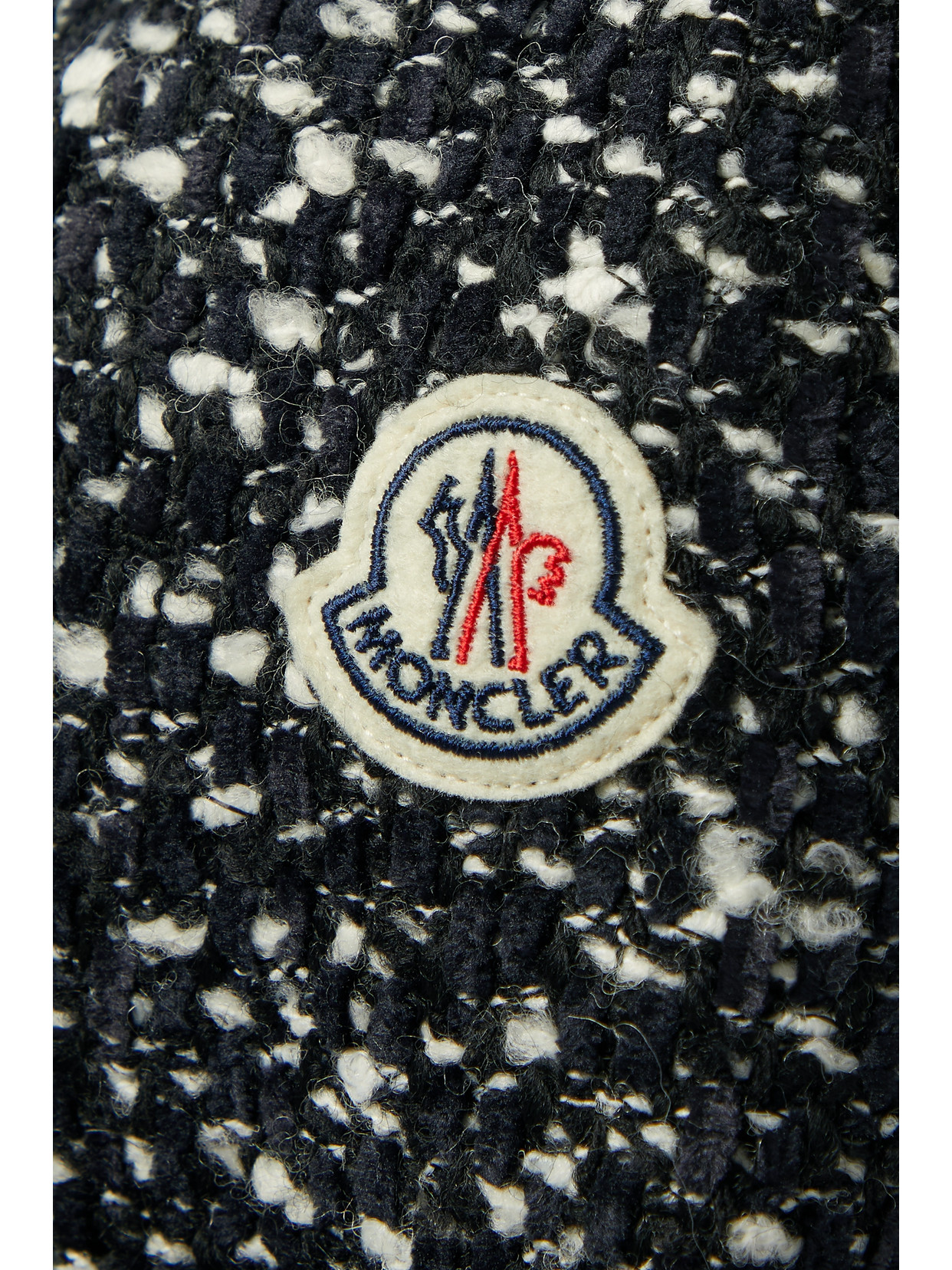 Moncler Girotte Down Puffer Jacket In Black