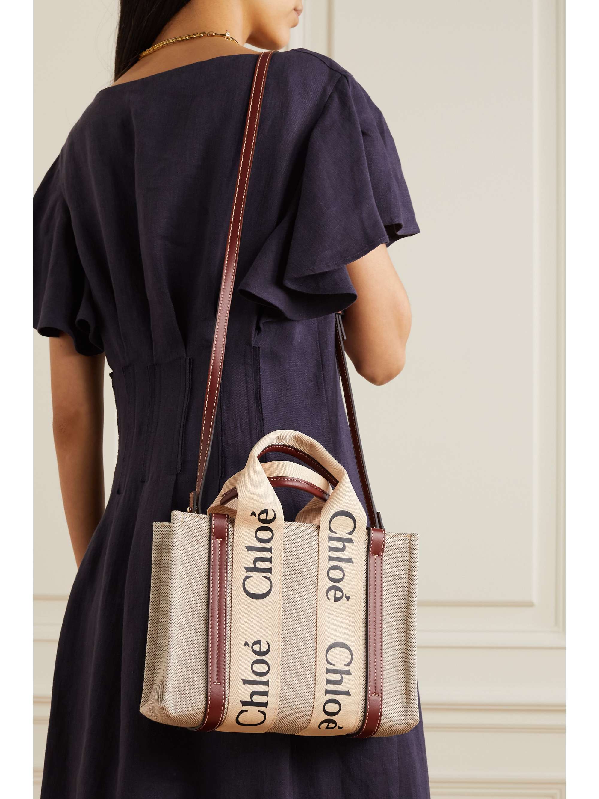 CHLOÉ + NET SUSTAIN Woody small embroidered leather-trimmed linen tote