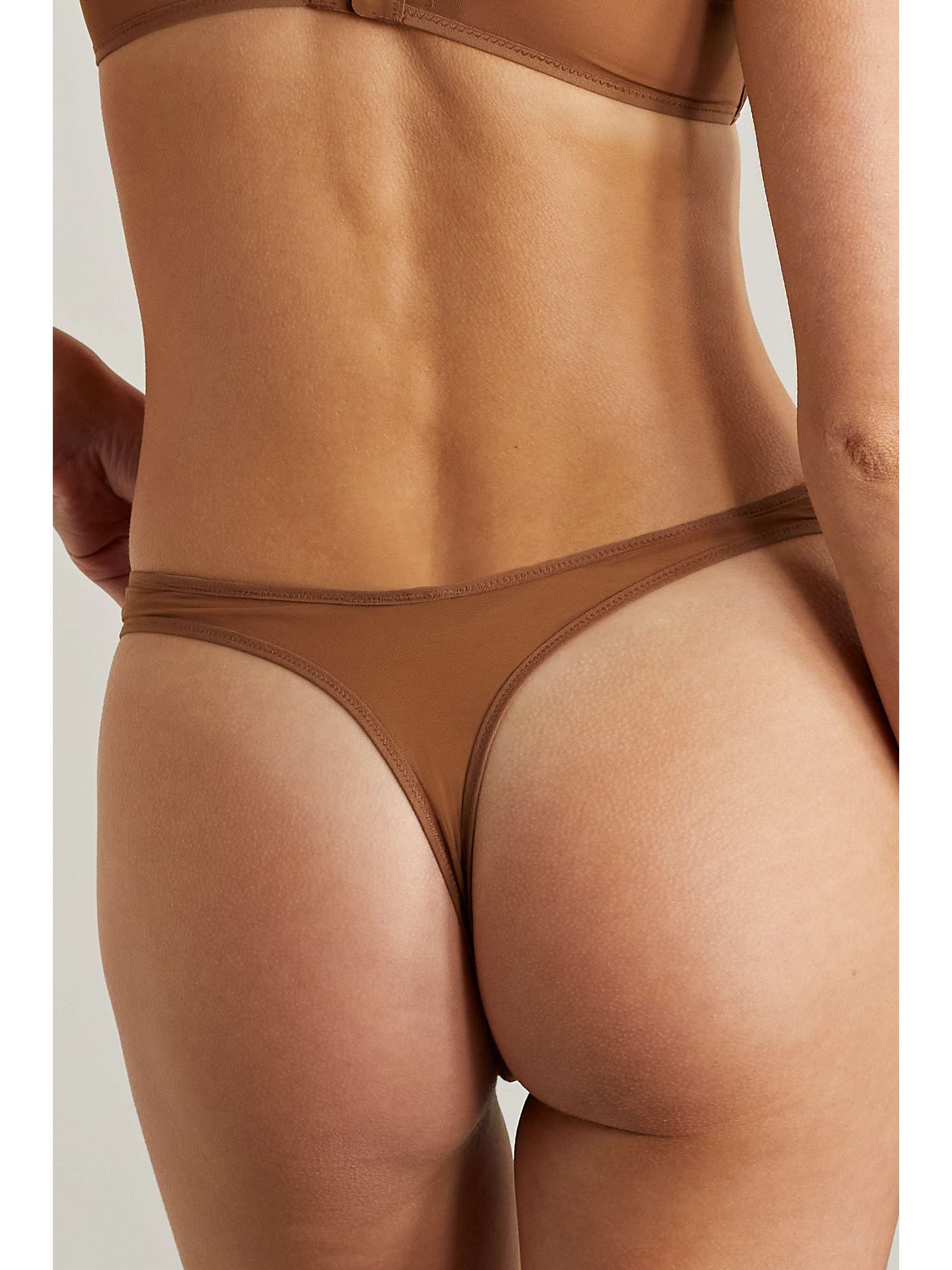 SKIMS Ultra Fine Mesh thong - Bronze
