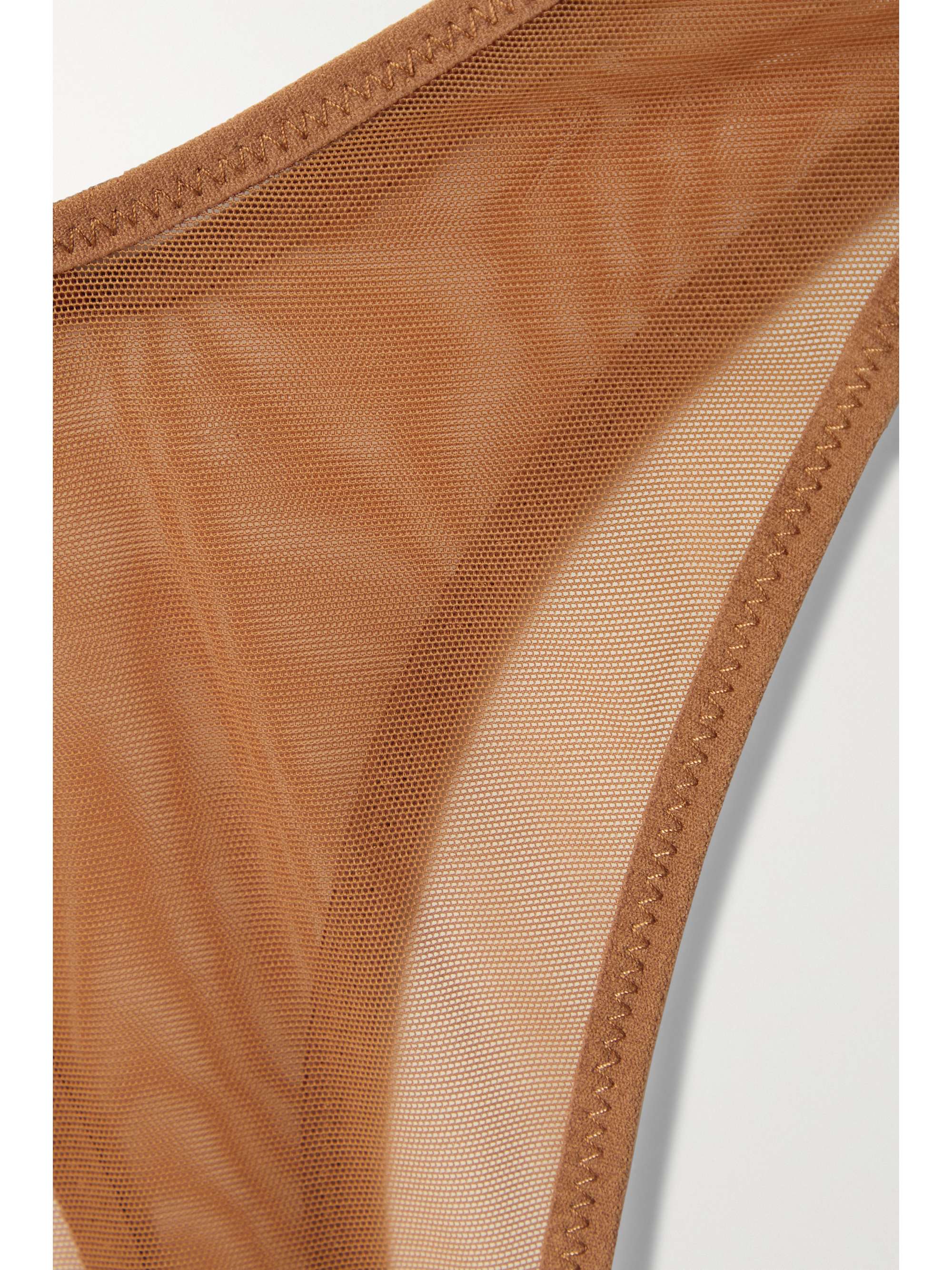 SKIMS Ultra Fine Mesh thong - Bronze