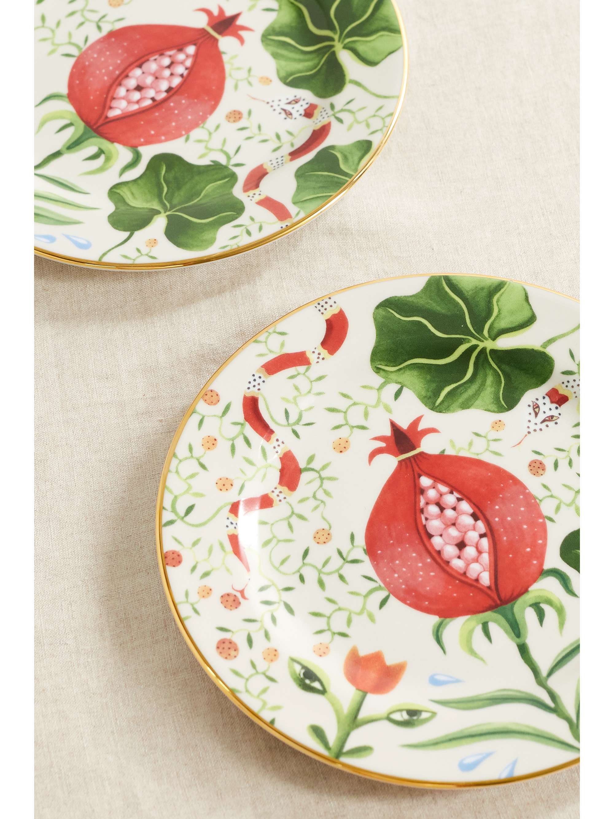 LA DOUBLEJ Set of two gold-plated porcelain dessert plates
