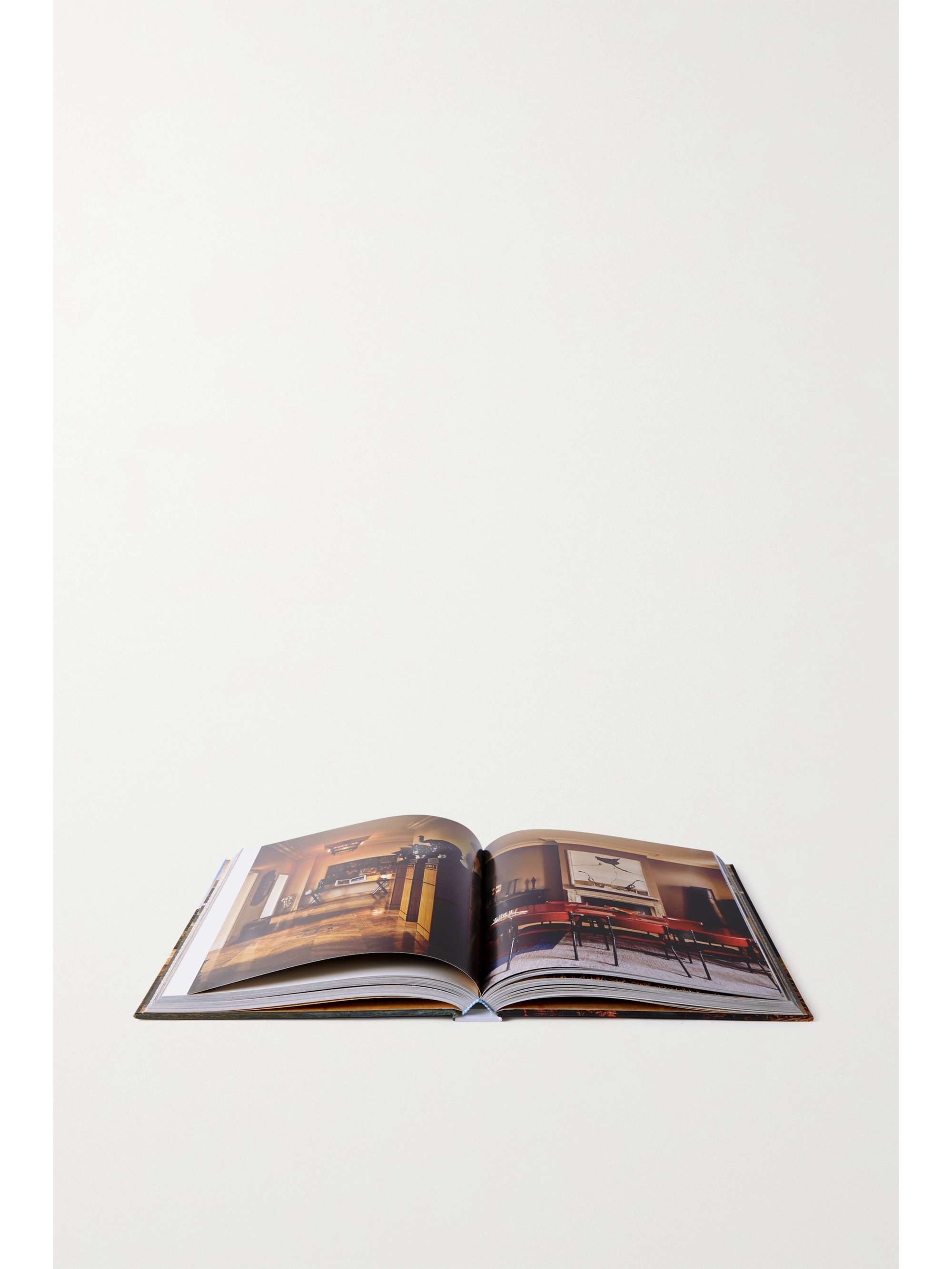 ASSOULINE Paris Chic hardcover book