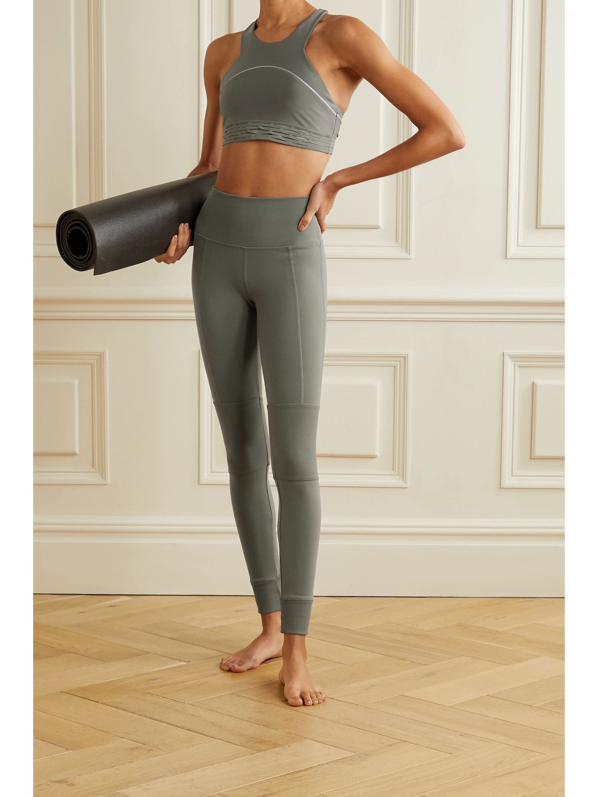 alo yoga sports bra
